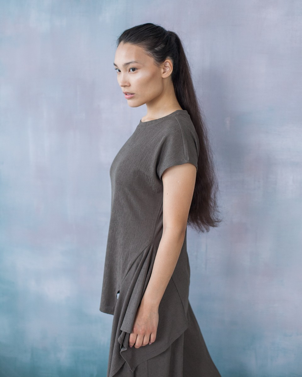 Камила, 42 р-р, 165 см. KED Production — продакшн из СПб. Создаём фото, видео и контент, который помогает брендам и селлерам продавать больше