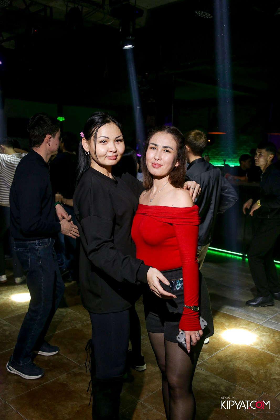 ARAGOSTA ДИСКО-БАР. КИПЯТКОМ АЛМАТЫ!