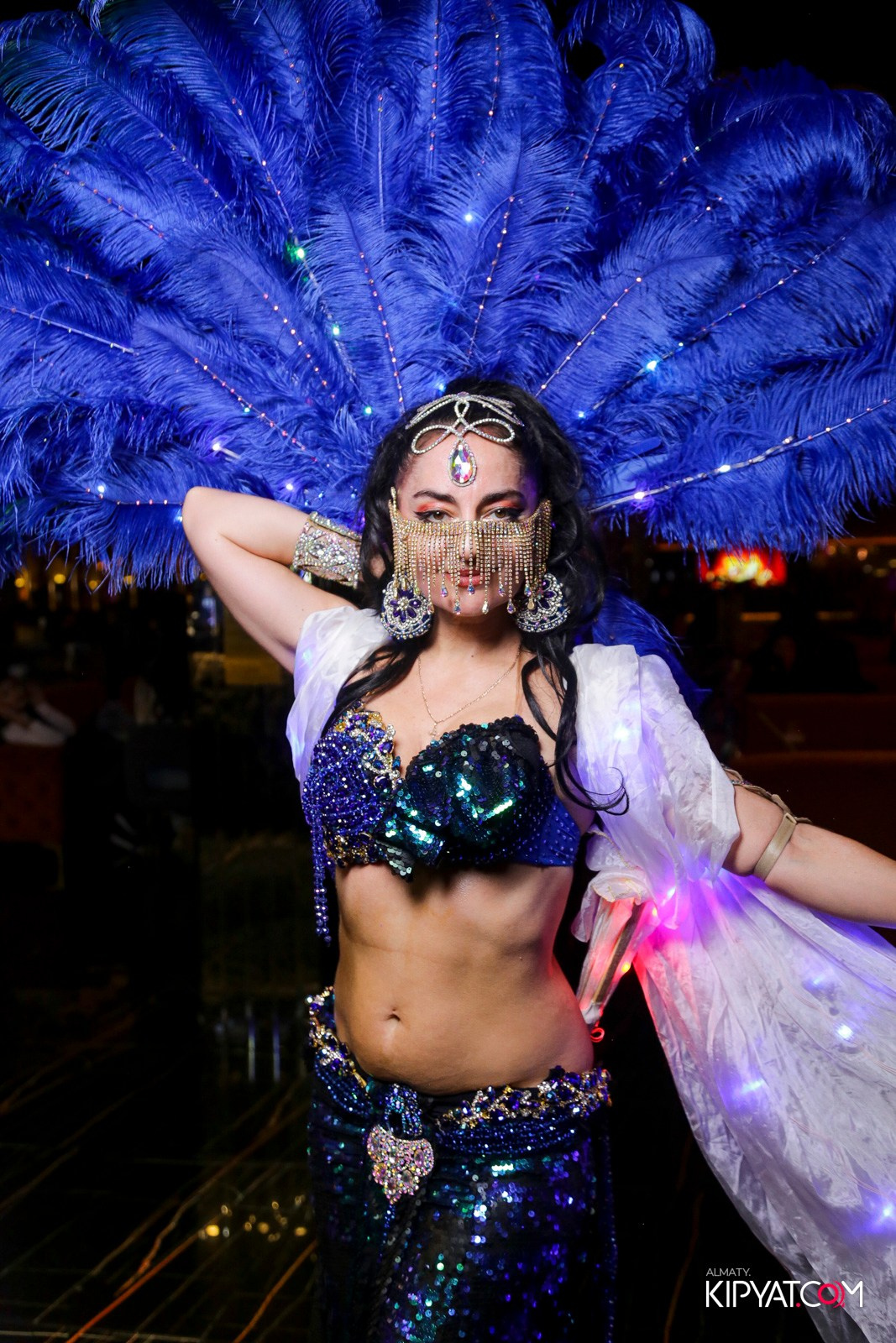 БАР ПАНАЕХАЛИ НА ДОСТЫК. КИПЯТКОМ АЛМАТЫ!