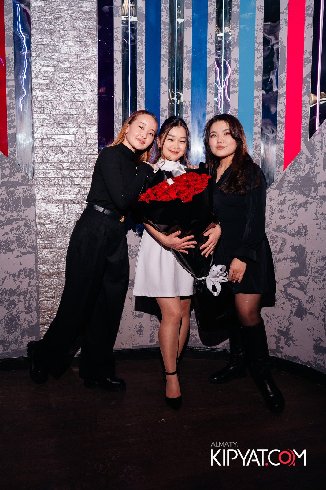 УХО И МЕДВЕДЬ НА ГАГАРИНА. КИПЯТКОМ АЛМАТЫ!