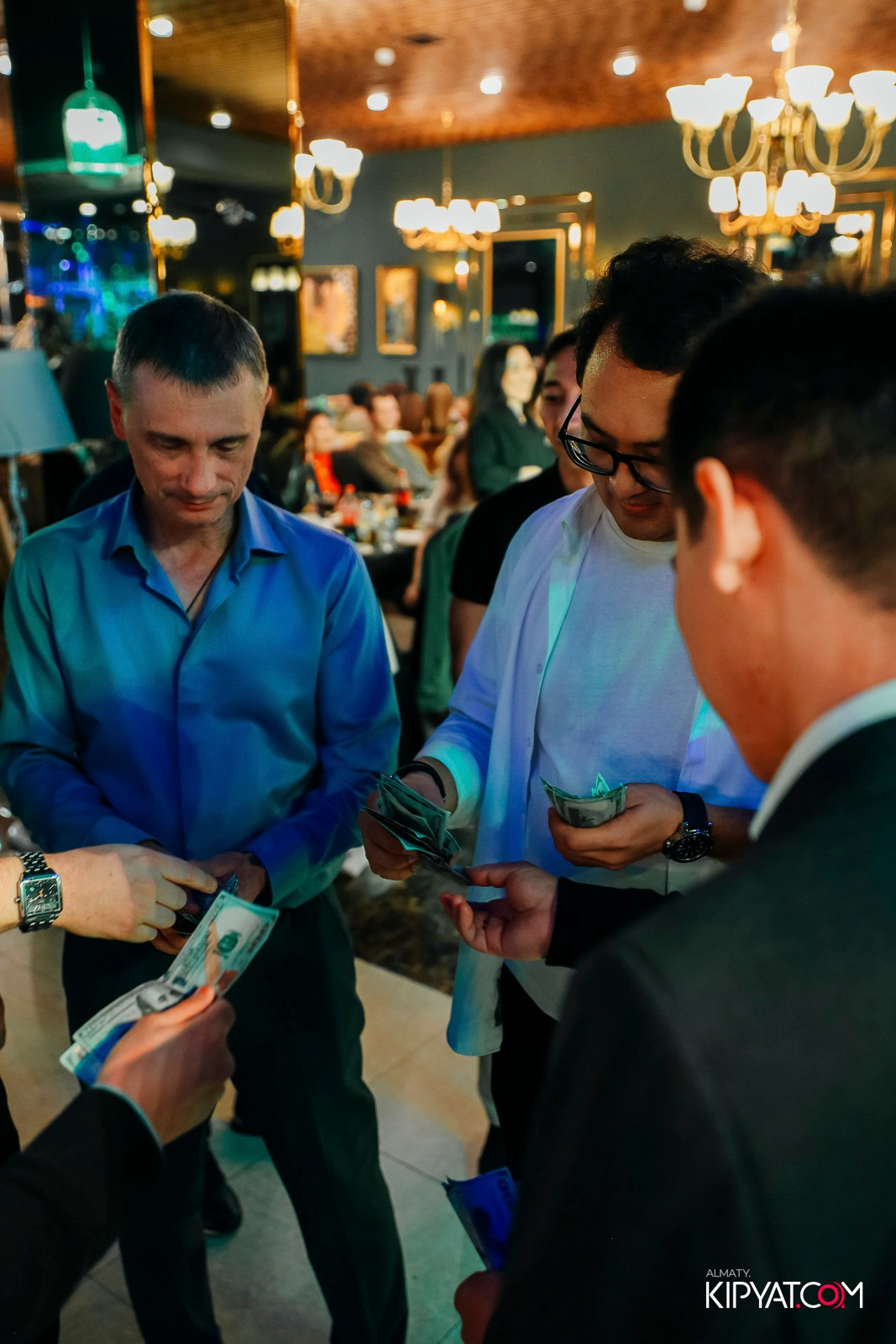 РЕСТОРАН ВЕСЕЛИДЗЕ НА ШЕВЧЕНКО. КИПЯТКОМ АЛМАТЫ!