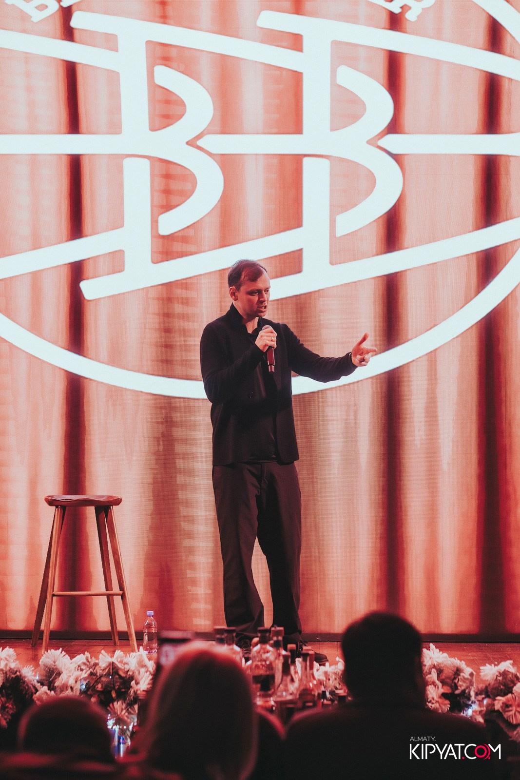 BLA BLA BAR. КИПЯТКОМ АЛМАТЫ!