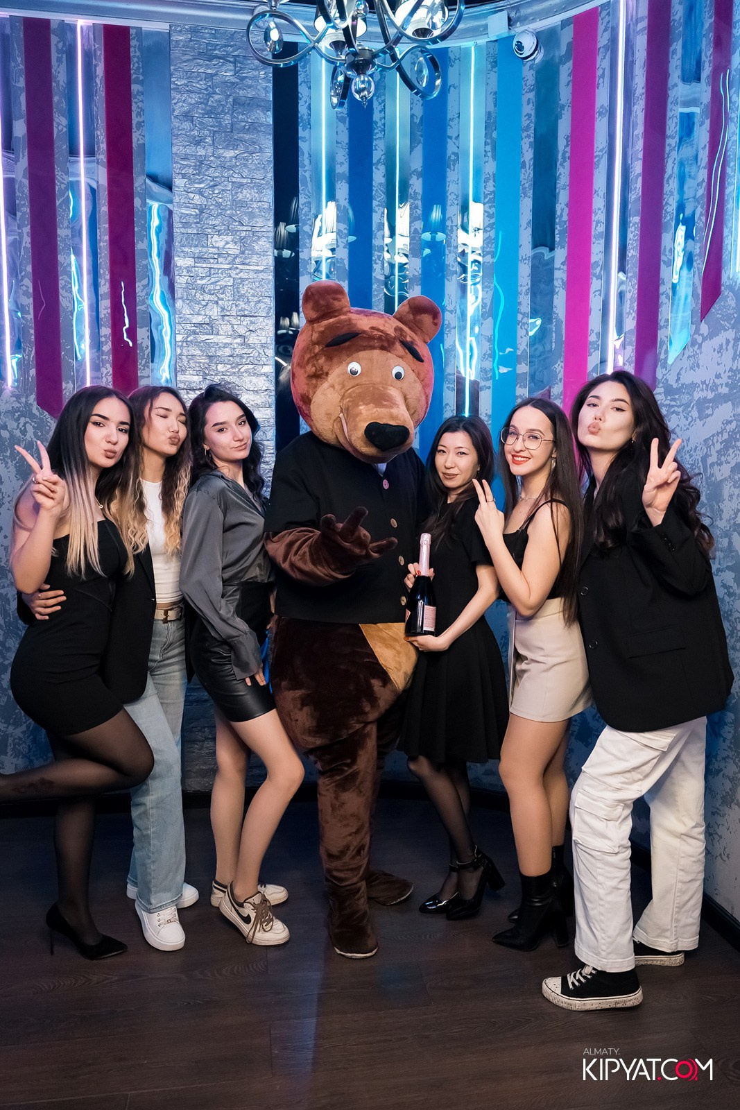 УХО И МЕДВЕДЬ НА ГАГАРИНА. КИПЯТКОМ АЛМАТЫ!