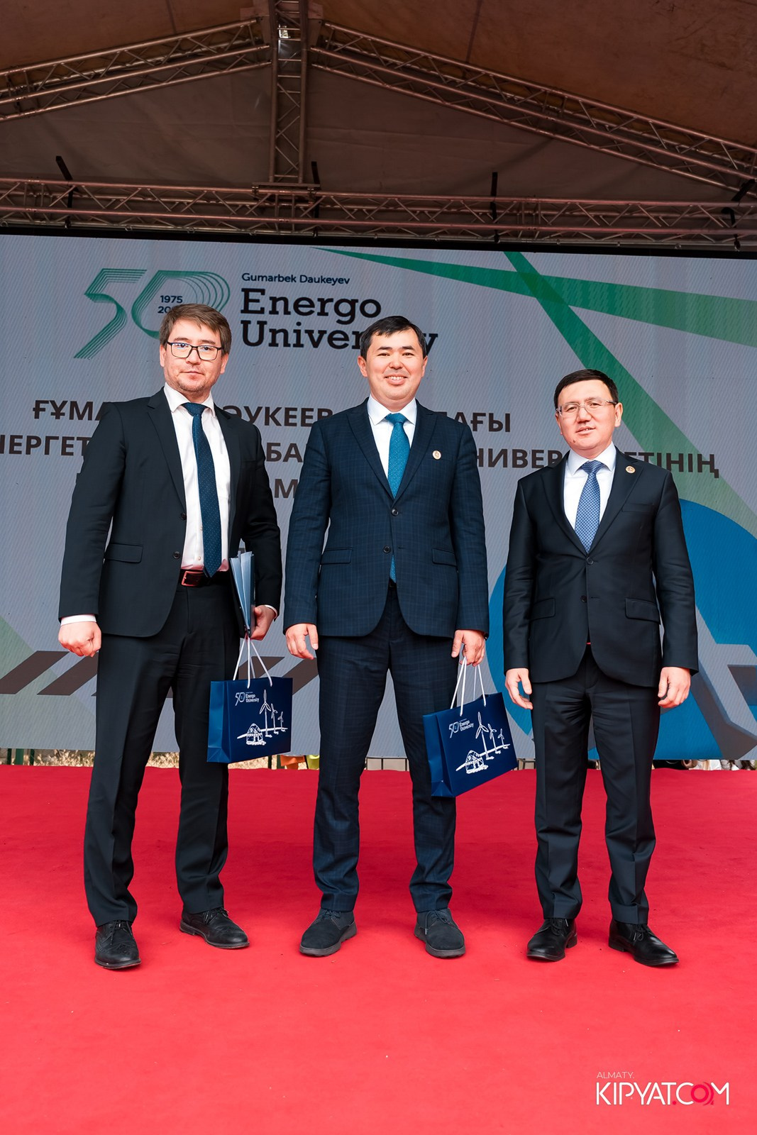 50 ЛЕТ — АЛМАТИНСКИЙ УНИВЕРСИТЕТ ЭНЕРГЕТИКИ И СВЯЗИ. КИПЯТКОМ АЛМАТЫ!