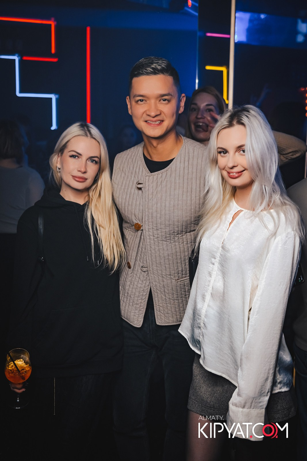 SANTA BARBARA — ВЫСТУПЛЕНИЕ ОЛЬГИ СЕРЯБКИНОЙ. КИПЯТКОМ АЛМАТЫ!