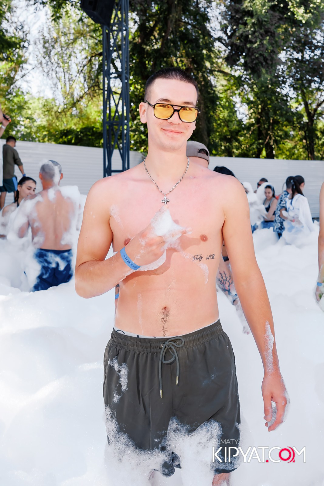 ПЕННАЯ ВЕЧЕРИНКА/ДЫМОВОЕ ШОУ/БАССЕЙН DELIGHT POOL. КИПЯТКОМ АЛМАТЫ!