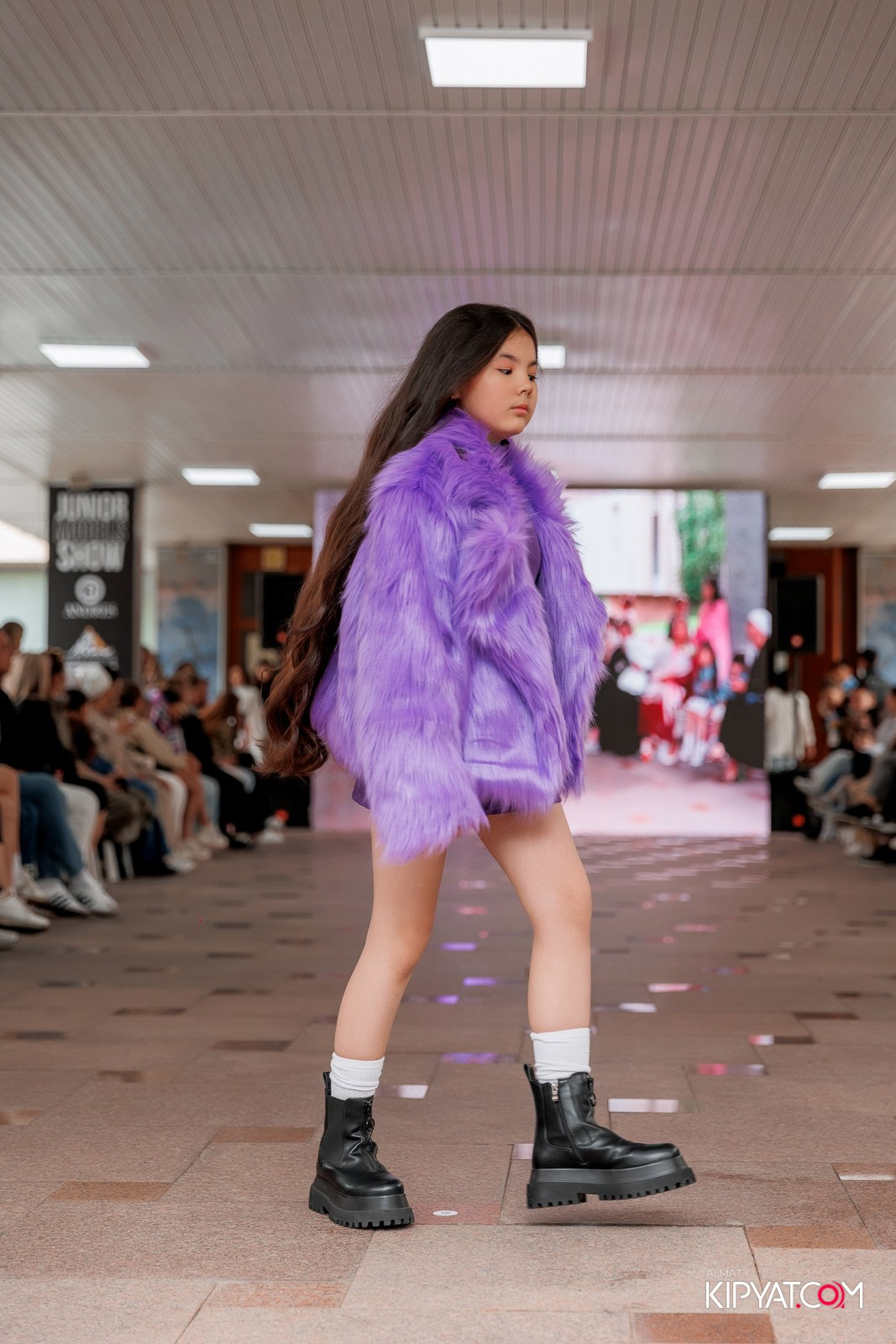 JUNIOR FASHION SHOW. КИПЯТКОМ АЛМАТЫ!
