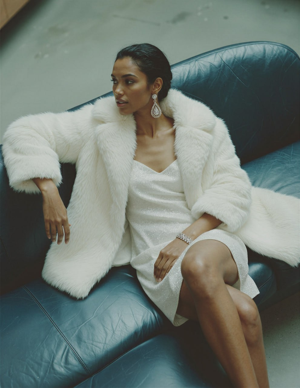 Услуги. Без фотографа. AI