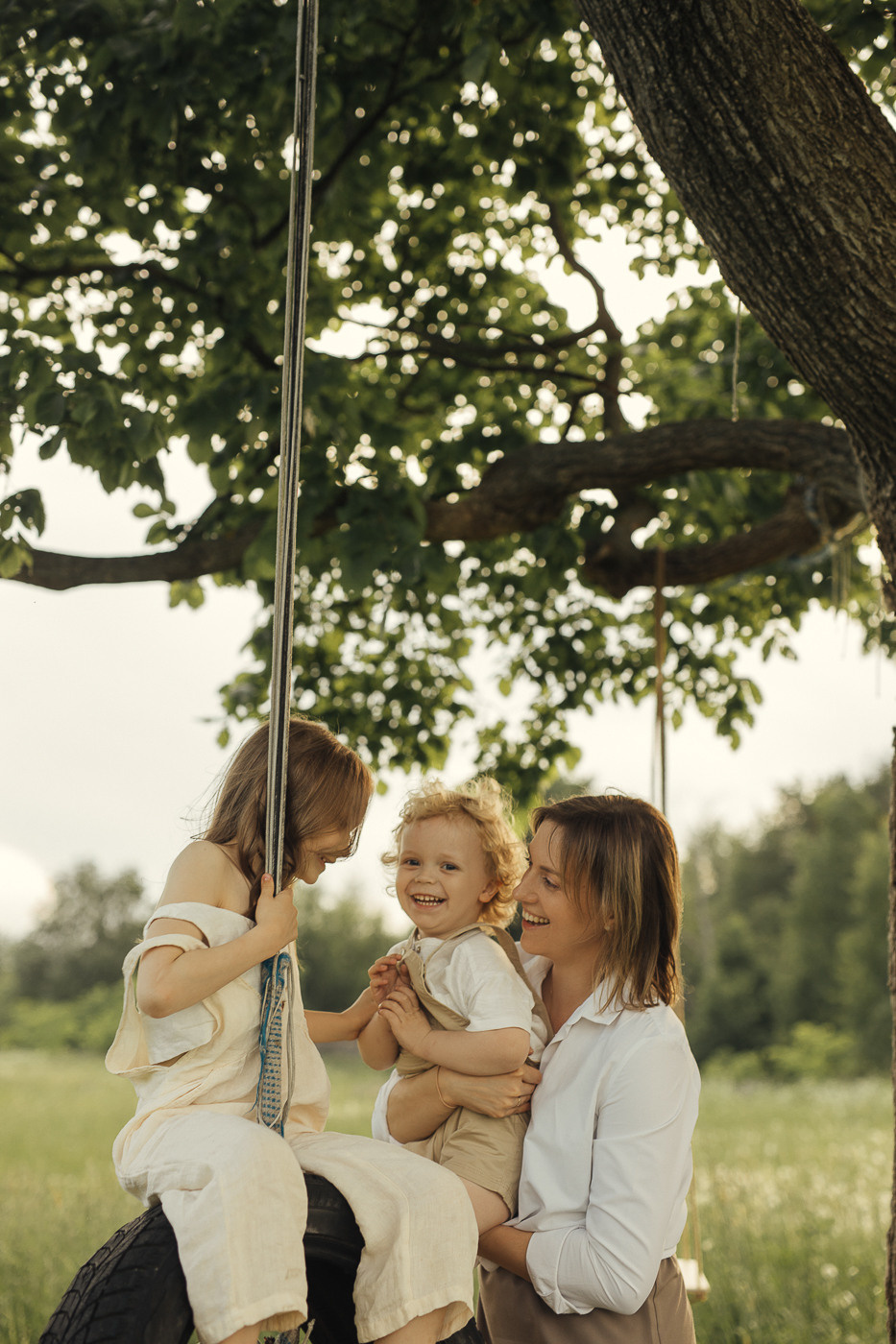 Таня, Мира, Матвей. Главная