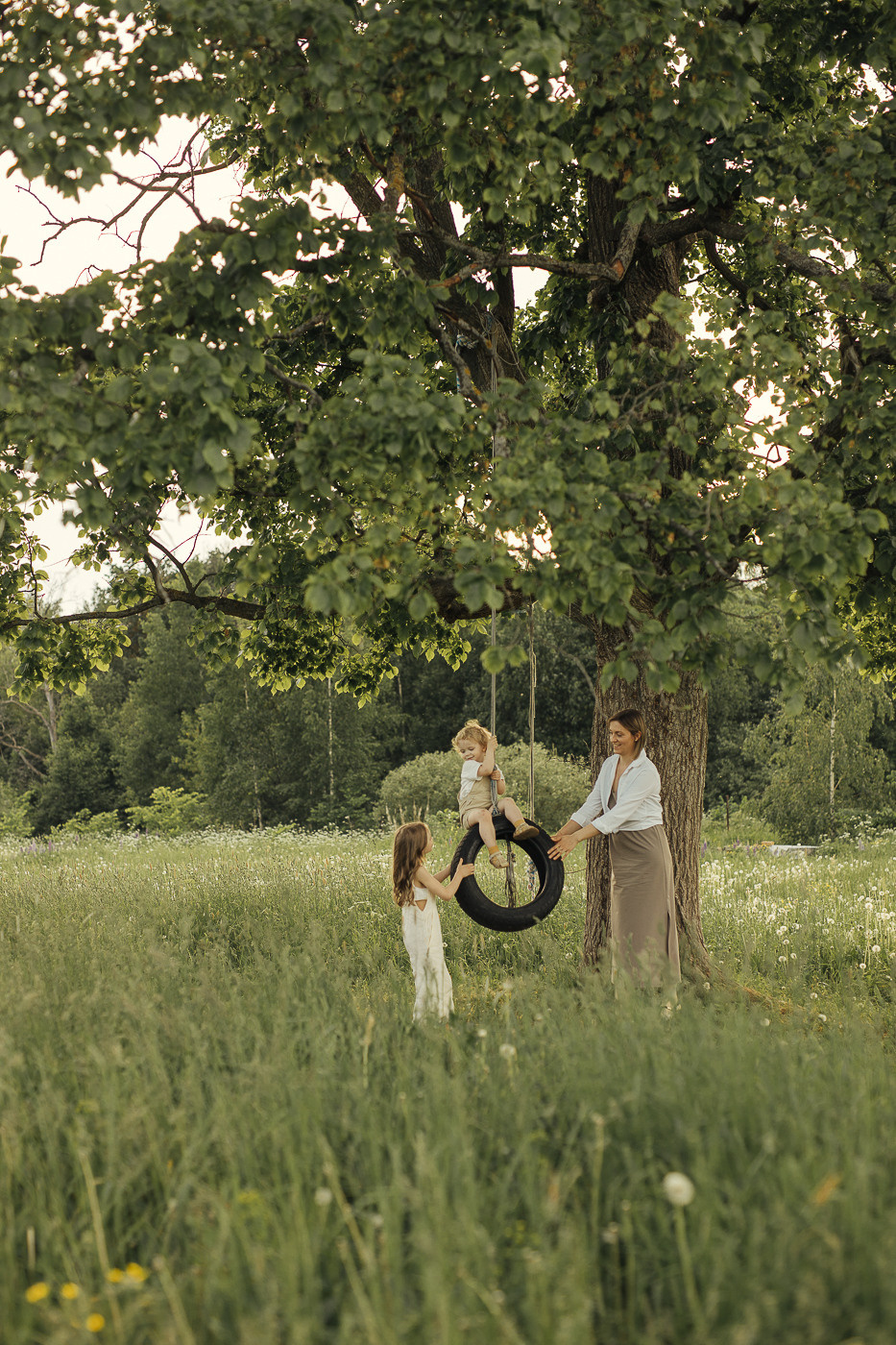 Таня, Мира, Матвей. Главная