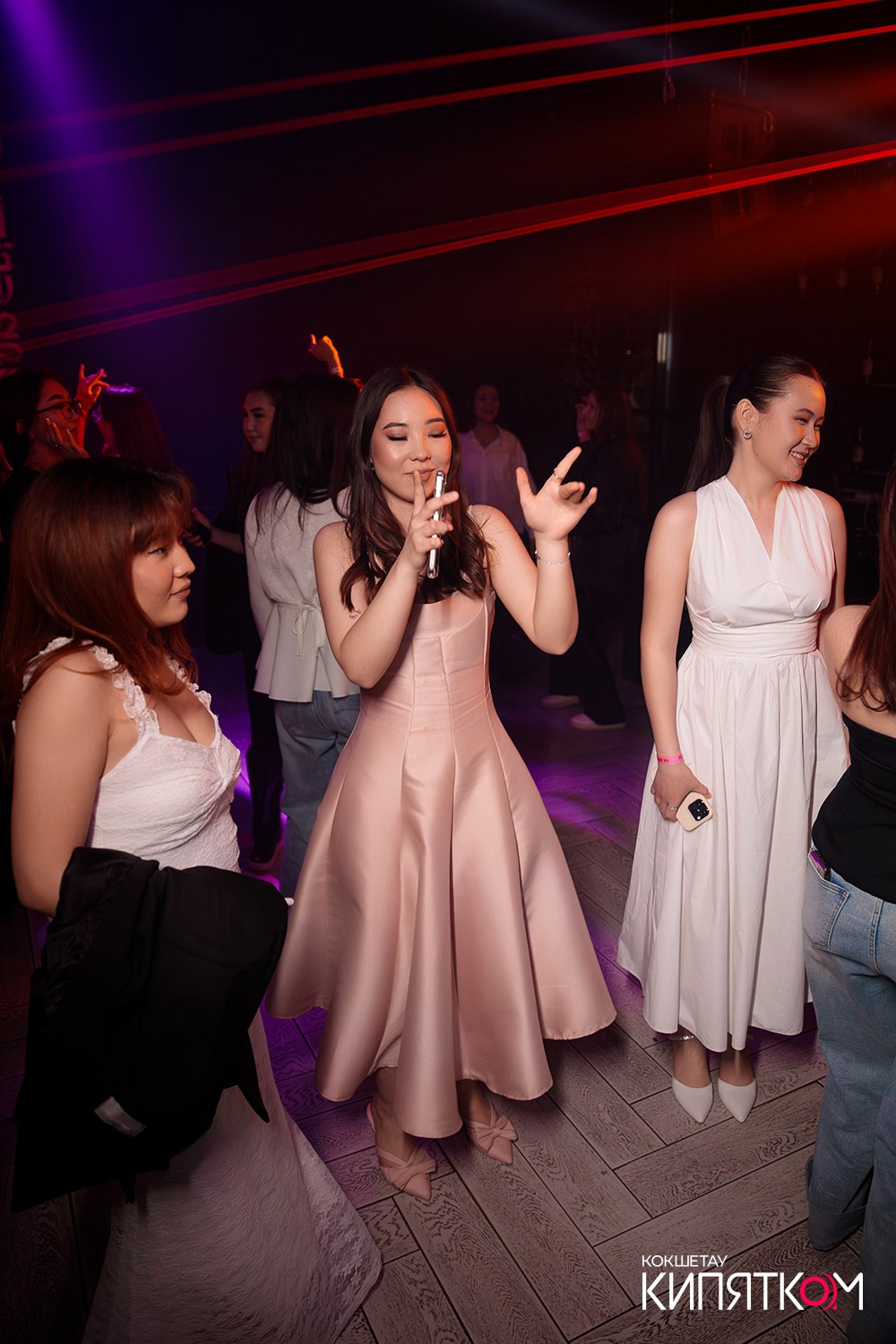 NE BRUKLIN. КИПЯТКОМ КОКШЕТАУ