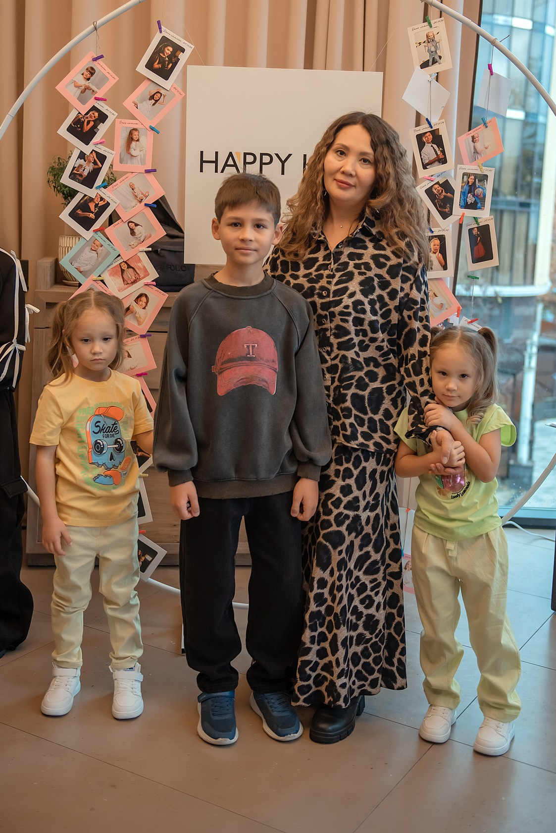 HAPPYkids дефиле в день мамы. Семейный и коммерческий фотограф в Сочи Александр Бодунов