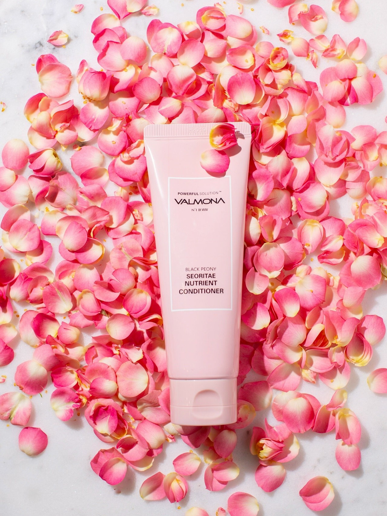 Product photography. Family Photographer in Toronto — Natural Family & Lifestyle Photography | Khorosheva Irina