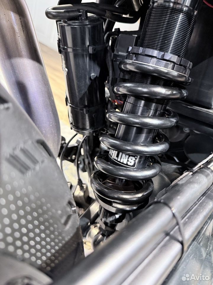 Купить BMW R9T (White Scrambler) — подробнее на сайте. Hello Davidson, Москва. Только хорошие мотоциклы…