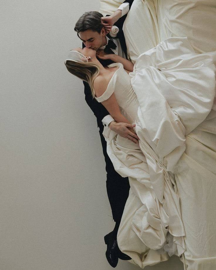 ЛЮБОВЬ СПАСЁТ МИР ♥️