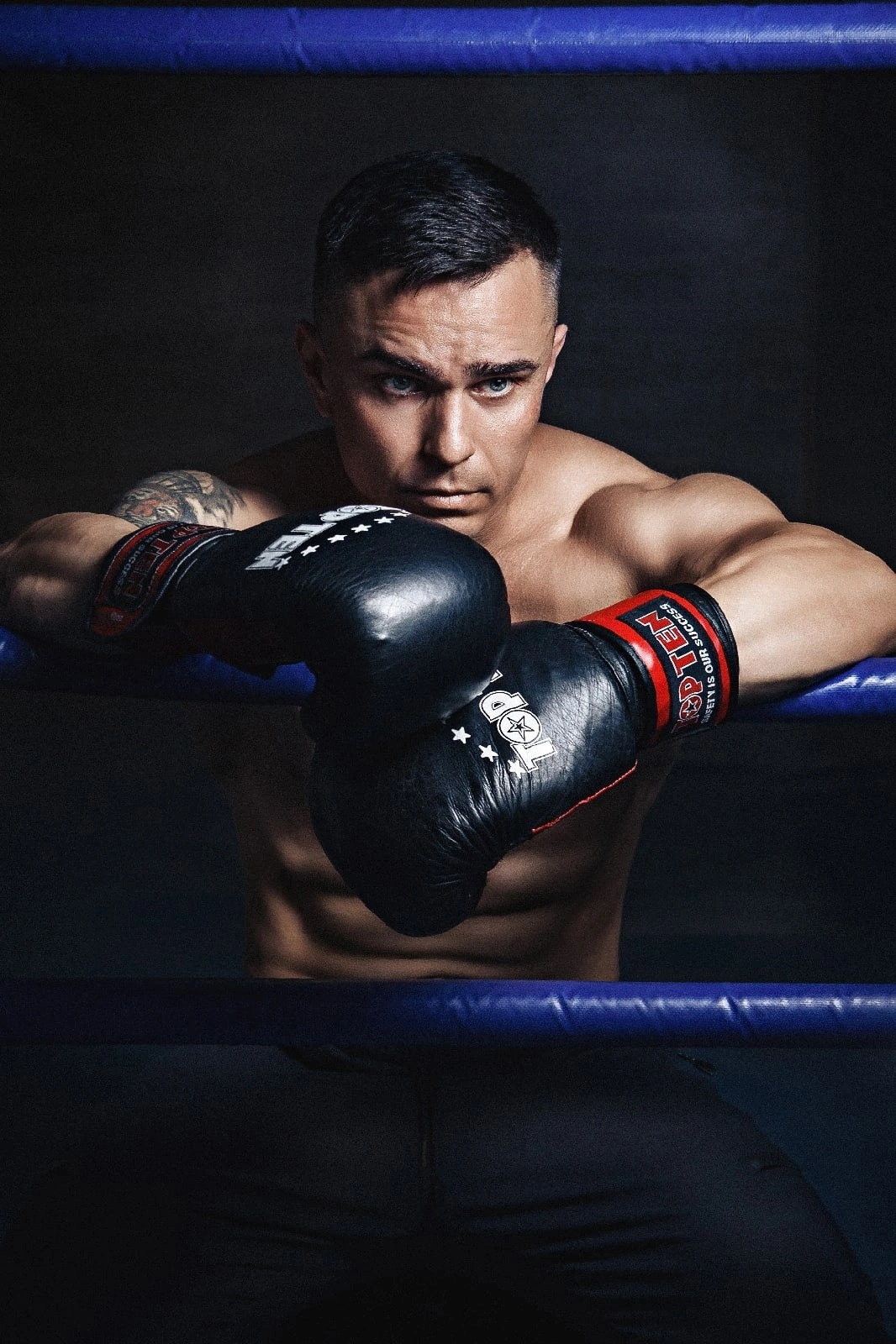 ФИТНЕС И СПОРТ. PH.DANILUX