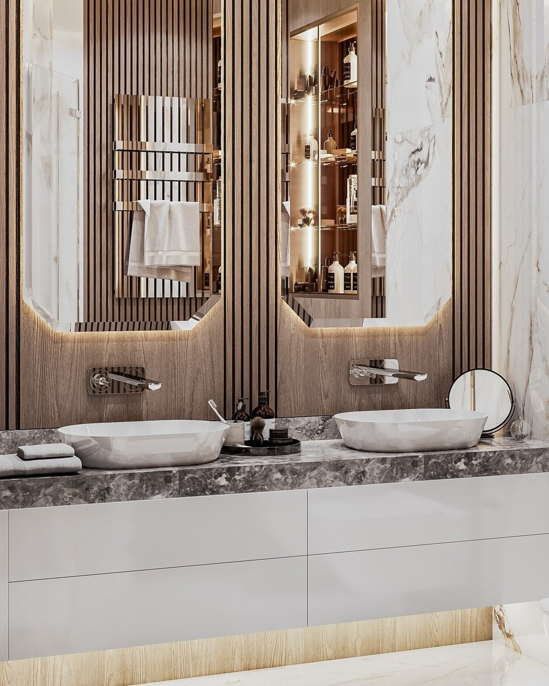 Ванная комната с двойной раковиной, подсветкой и отделкой под мрамор | Валерия Котович