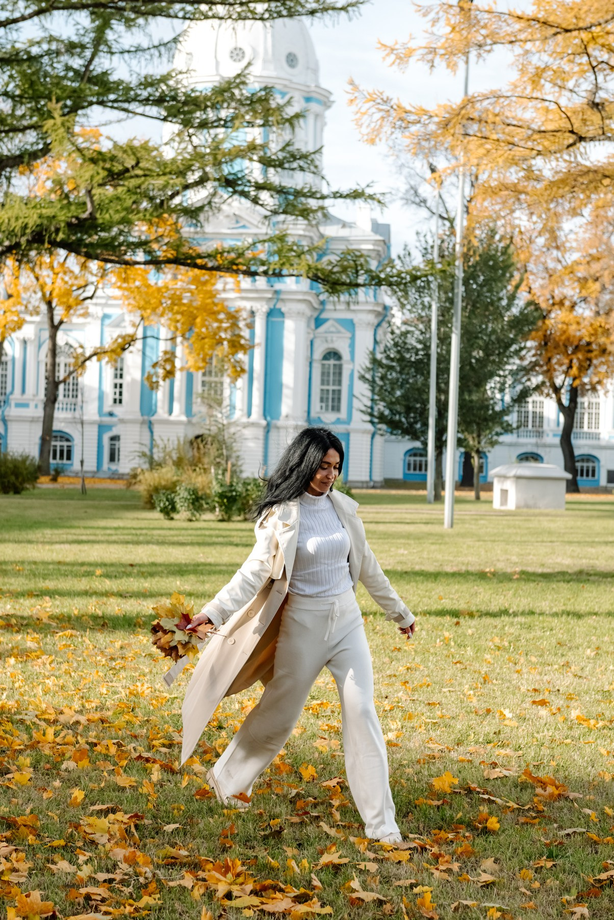 Юля. Смольный парк. Свадебный и сеейный фотограф в Санкт-Петербурге Елена Худякова
