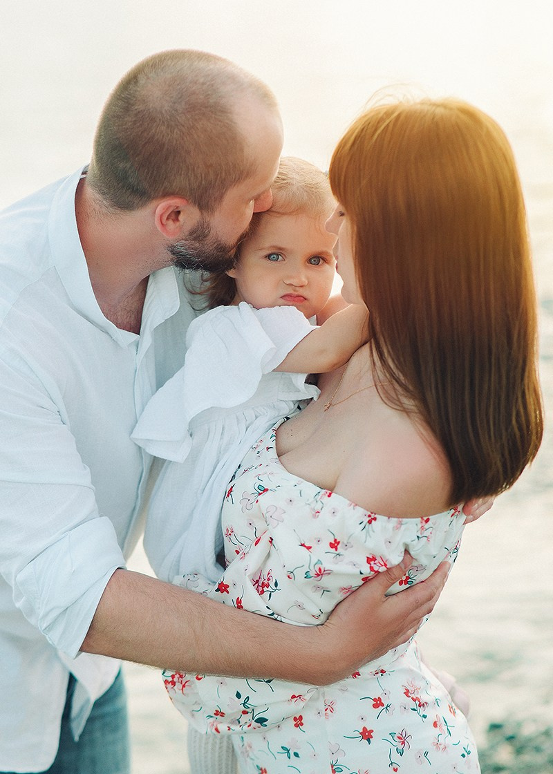 Семейная фотосессия в Сириусе и Адлере. Фотограф в Адлере, Сириусе, Красной Поляне — лавстори, семейные и индивидуальные фотосессии