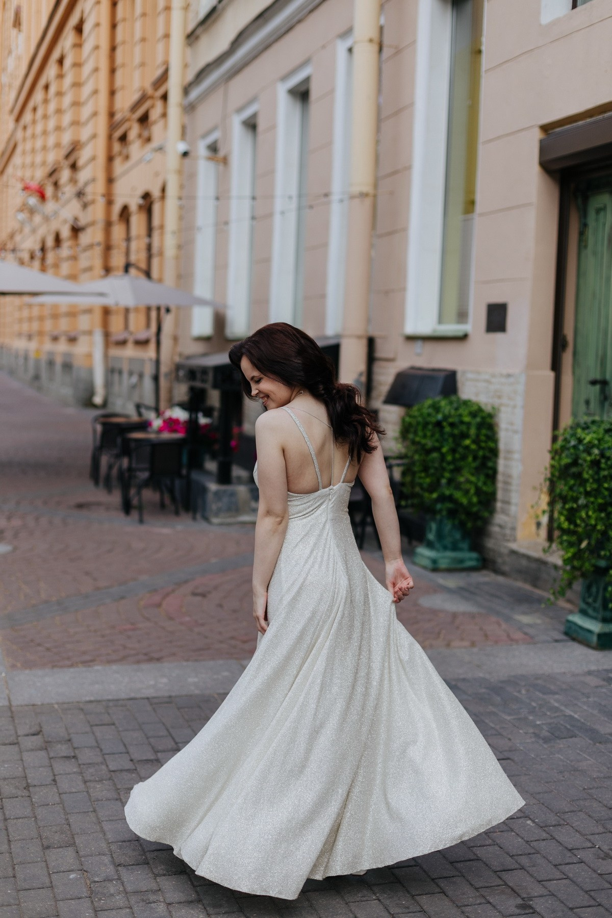 Свадебная прогулка в СПб, фотограф Денис Дорфф. Фотограф крещение венчание в Петербурге! Помогает подобрать храм и посоветовал душевного батюшку в СПб