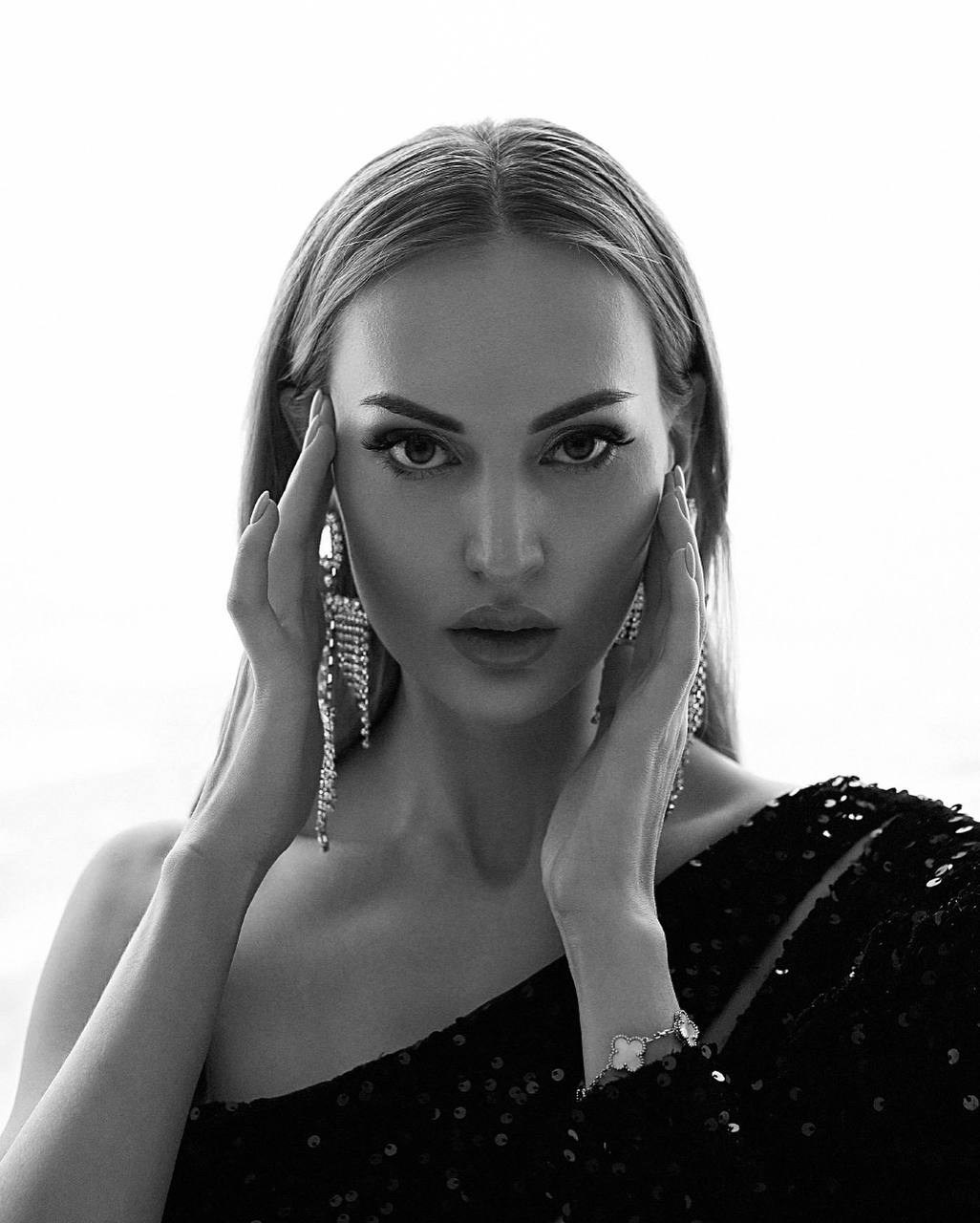 FASHION. Fashion & Boudoir photographer Diana Ageeva