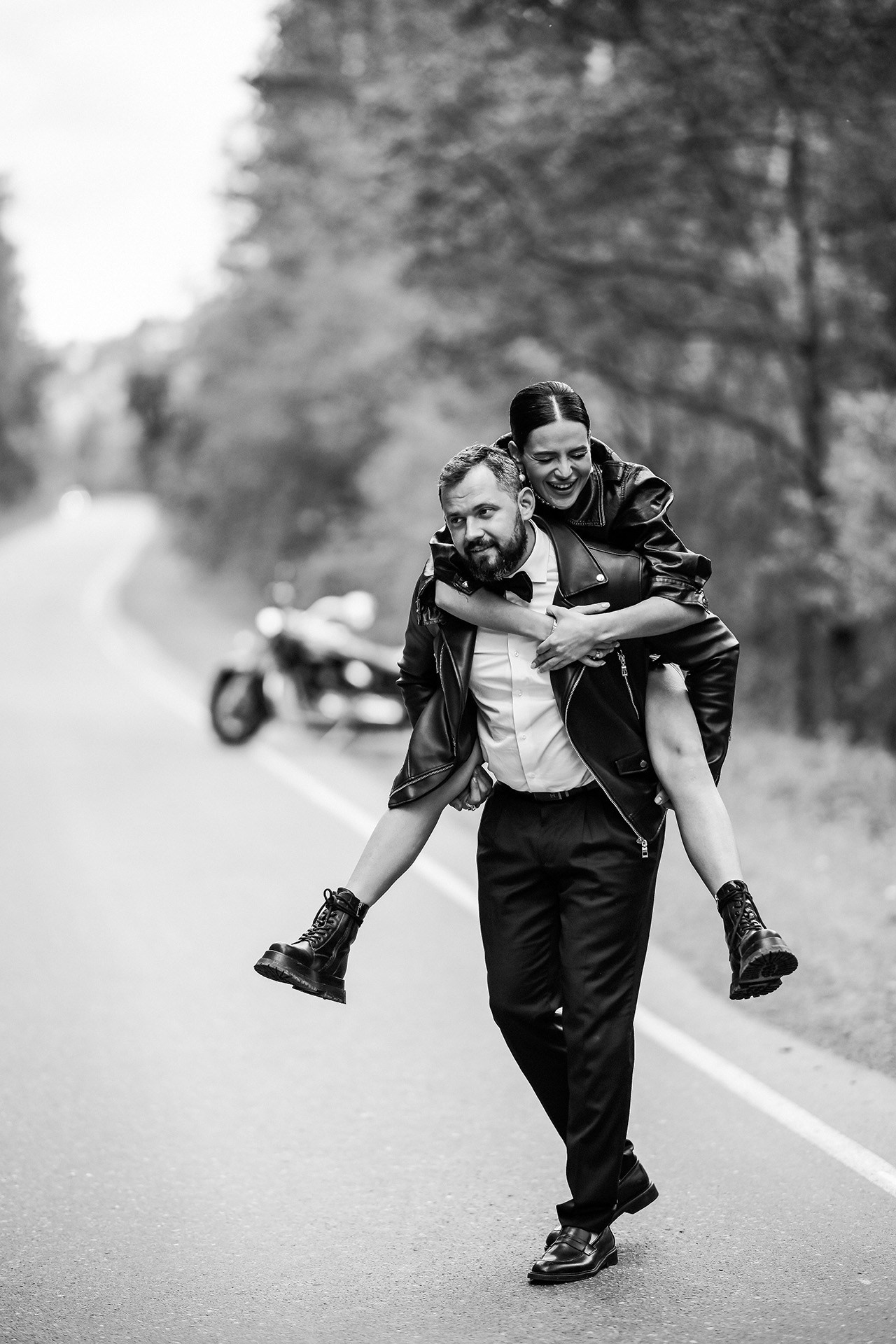 🔥 Саша и Катя — драйвовая свадебная вечеринка Красноярска в Шато white. 📸 Свадебный и семейный фотограф в Красноярске Тихомиров Евгений | 17 лет опыта | 800+ свадеб