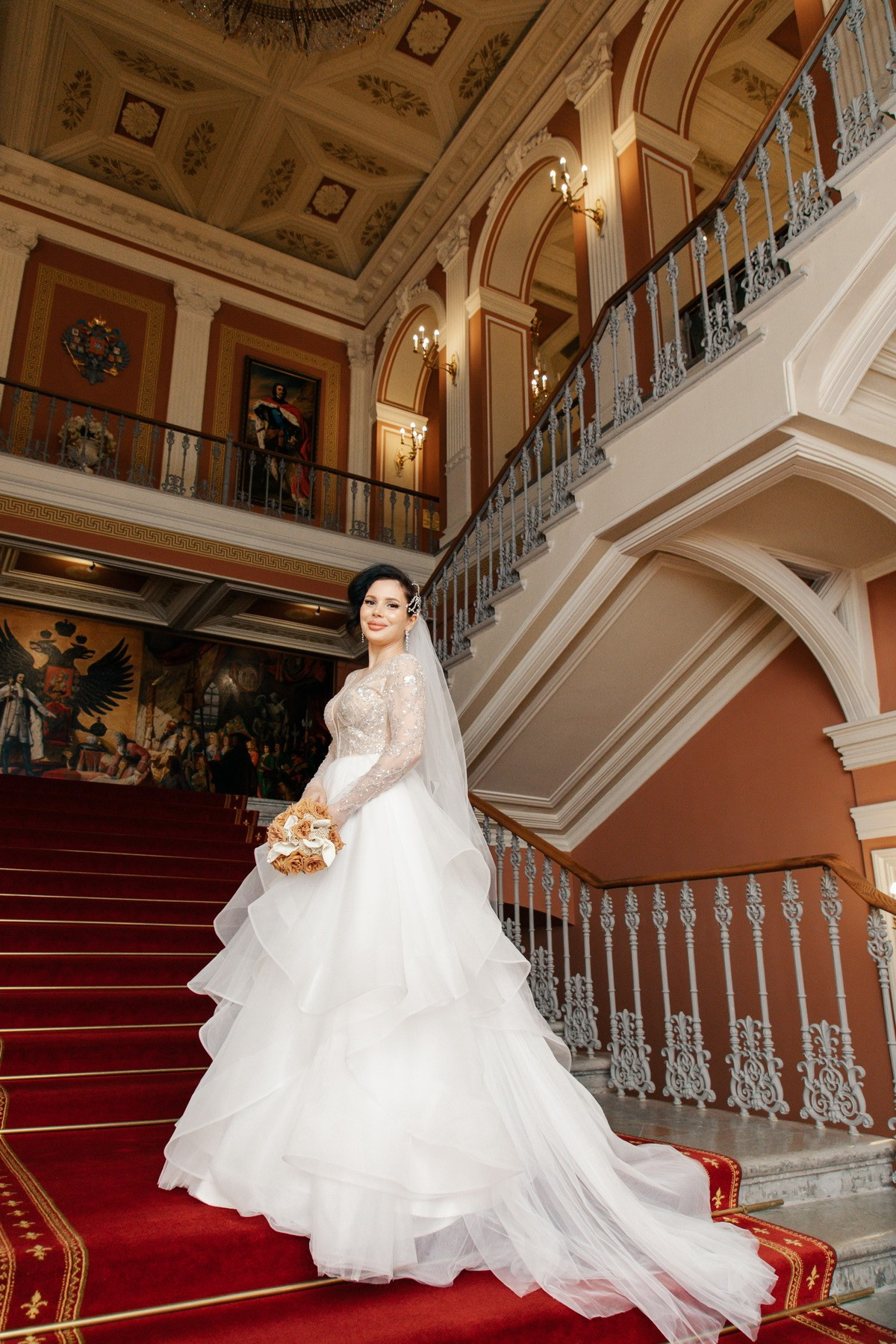 провести свадьбу в спб, какой торт выбрать на свадьбу, где заказать банкетный зал питер, лофт для проведения свадьбы какой, посоветуйте фотографа, посоветуйте визажиста, свадебный букет где купить спб санкт петербург