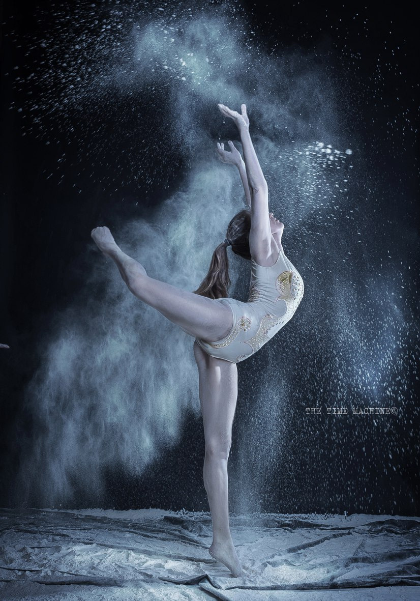 ПОЛДЭНС И ГИМНАСТИКА. Фотограф для маркетплейсов Михаил Бове