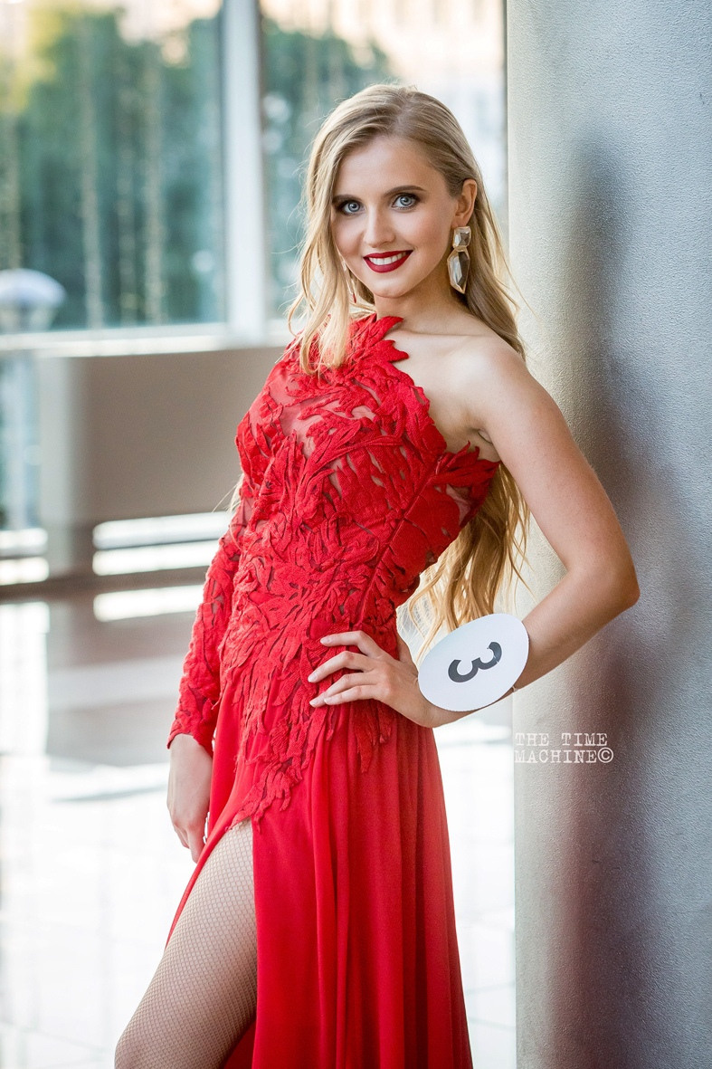 FASHION. Фотограф для маркетплейсов Михаил Бове