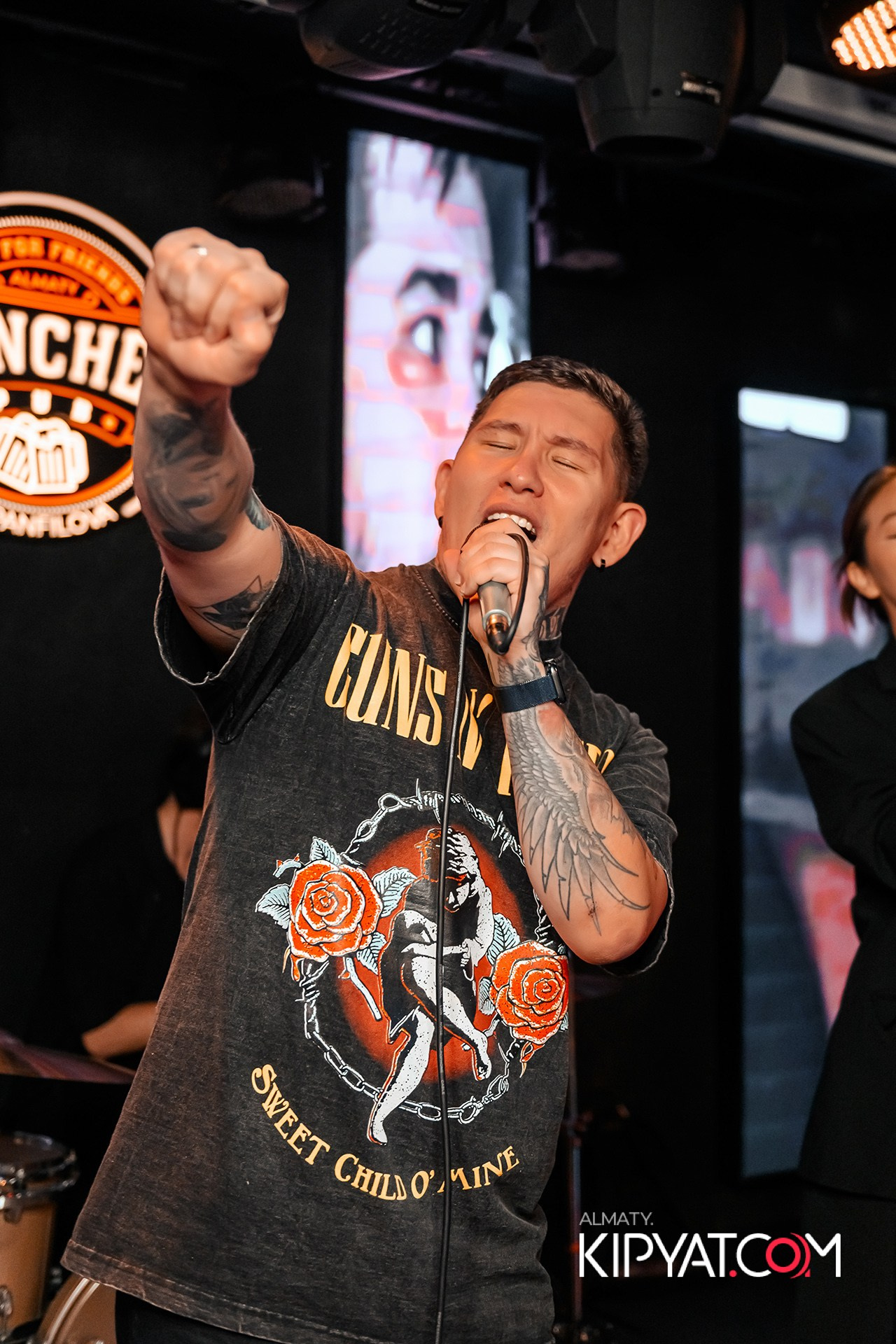 MUNCHEN PUB НА ПАНФИЛОВА. КИПЯТКОМ АЛМАТЫ!