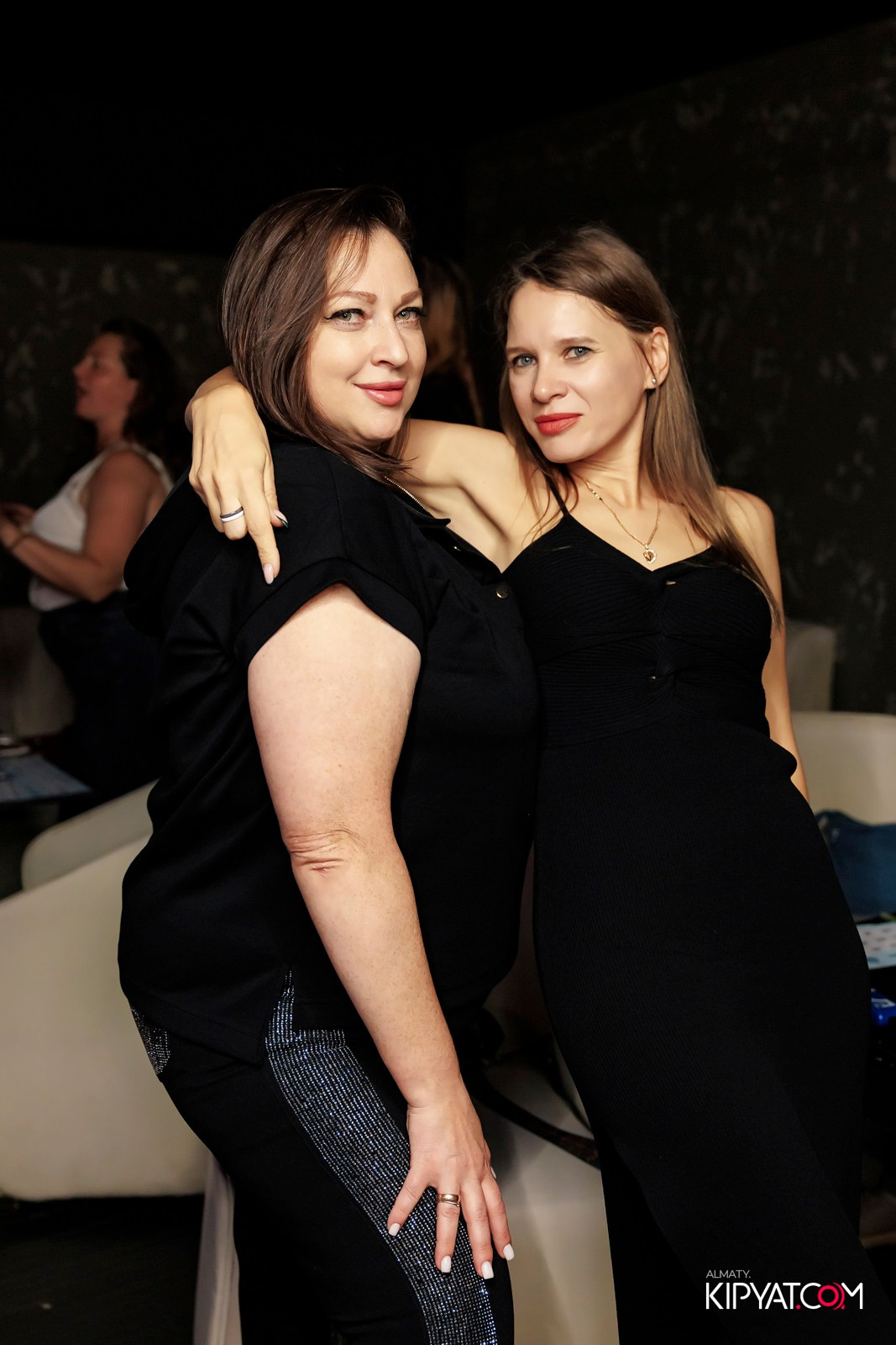 МУЗЫКАЛЬНОЕ ЛОТО В HIT RETRO. КИПЯТКОМ АЛМАТЫ!