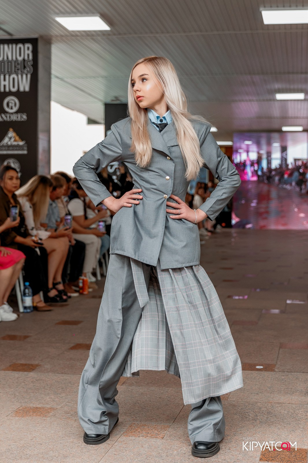 JUNIOR FASHION SHOW. КИПЯТКОМ АЛМАТЫ!