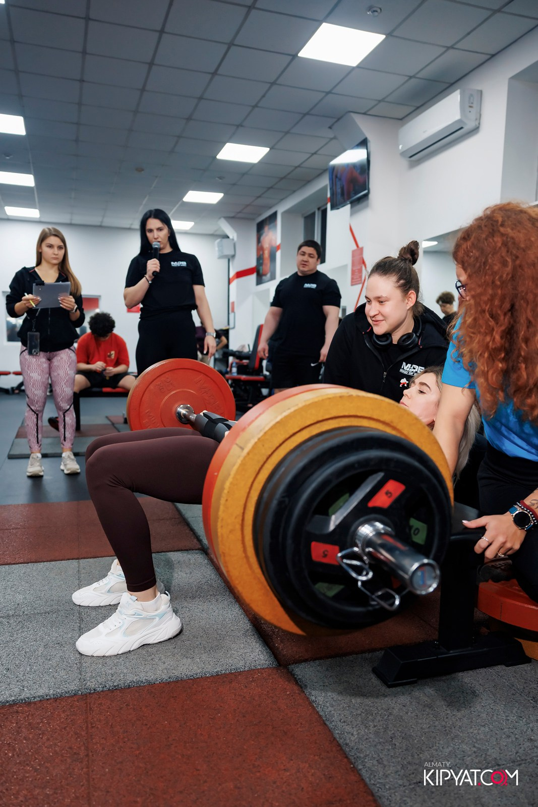 ДЕНЬ РОЖДЕНИЯ ТРЕНАЖЕРНОГО ЗАЛА MIND OF BODY. КИПЯТКОМ АЛМАТЫ! Фотосъемка мероприятий в Алматы