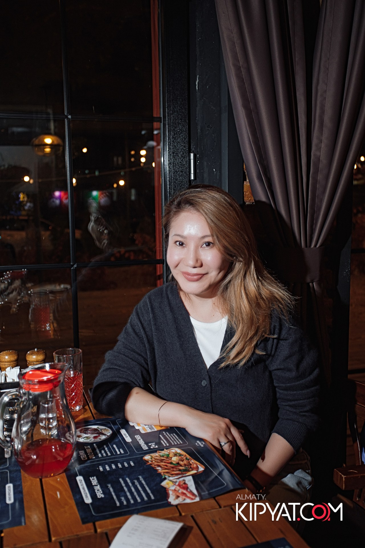 БОЧОНОК НА ЖАНДОСОВА. КИПЯТКОМ АЛМАТЫ!