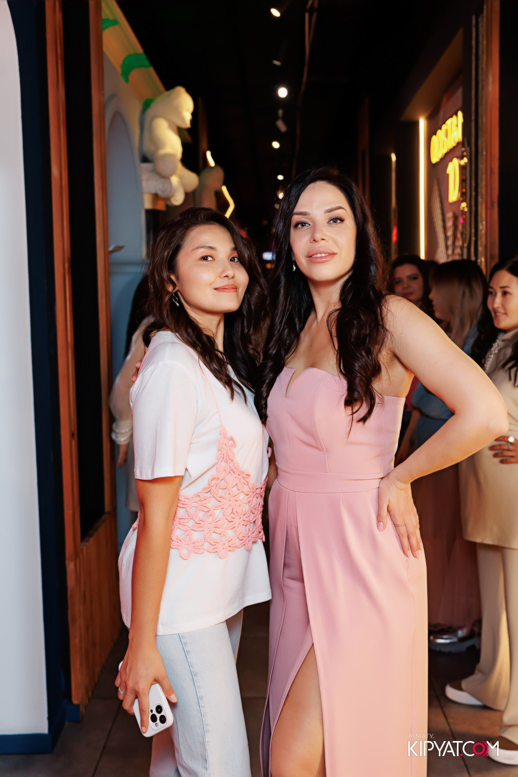 ДЕНЬ РОЖДЕНИЯ ВИКТОРИИ. КИПЯТКОМ АЛМАТЫ!