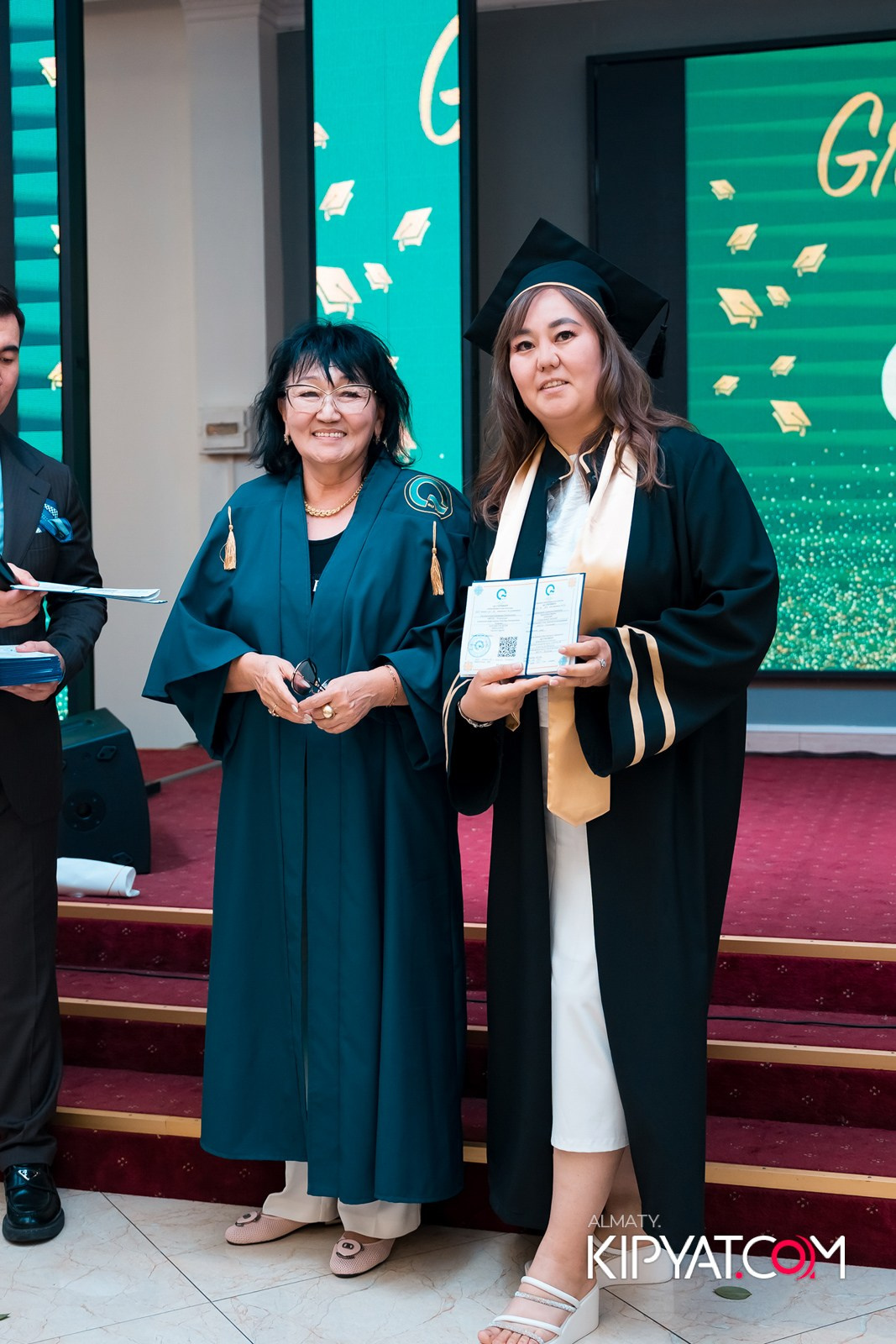 GRADUATION 2025 Q UNIVERSITY. КИПЯТКОМ АЛМАТЫ!
