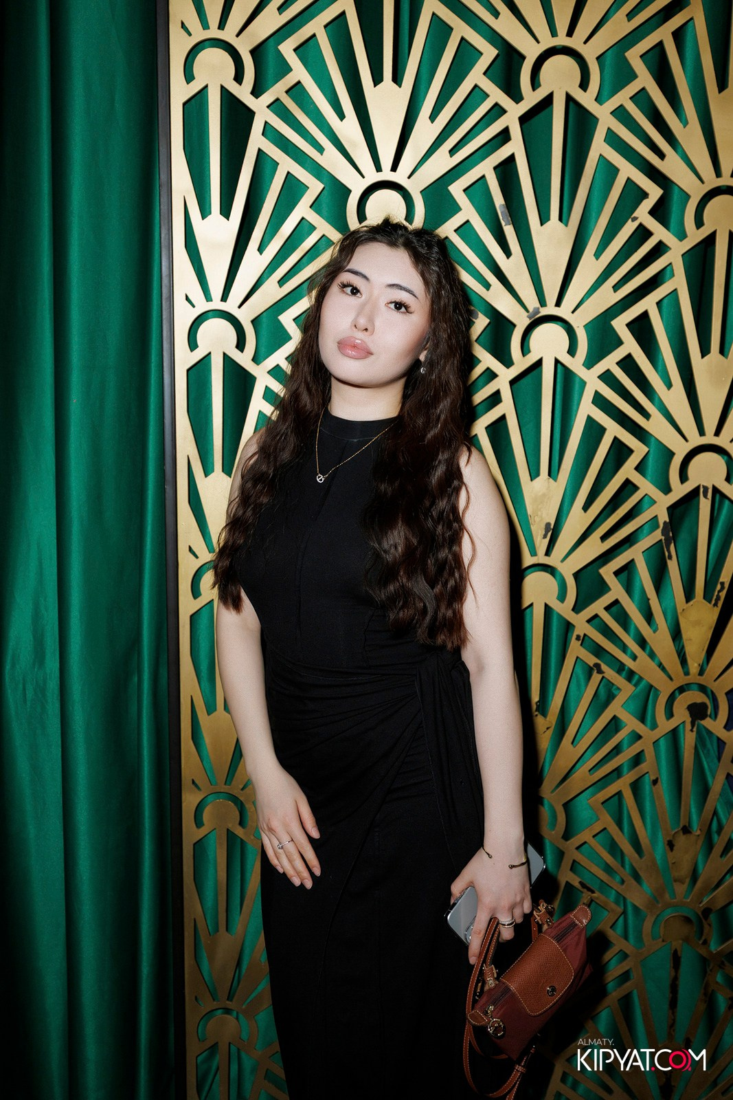 OLOVO BAR НА САТПАЕВА. КИПЯТКОМ АЛМАТЫ! Фотосъемка мероприятий в Алматы