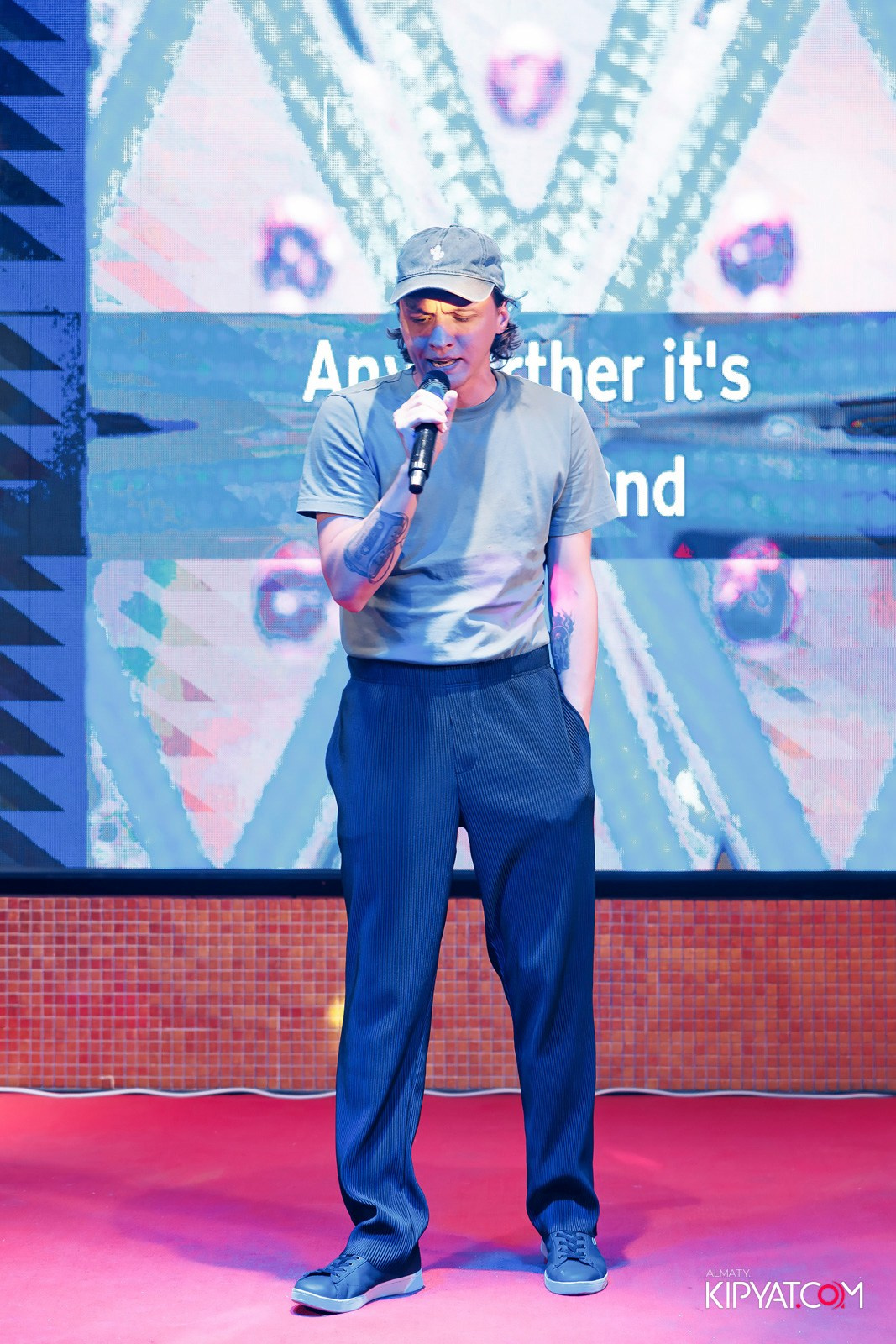 ЗАЯ, НА БИС. КИПЯТКОМ АЛМАТЫ!