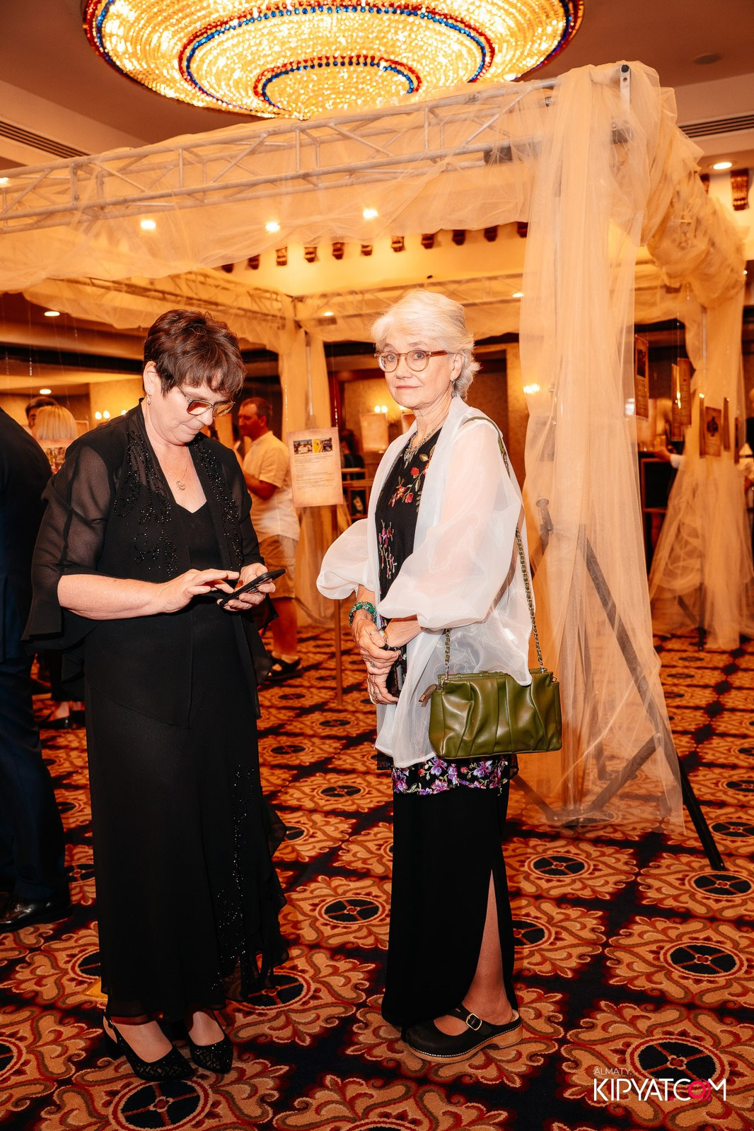 БЛАГОТВОРИТЕЛЬНЫЙ УЖИН В ЧЕСТЬ 30-ЛЕТИЯ ROTARY CLUB OF ALMATY. КИПЯТКОМ АЛМАТЫ!
