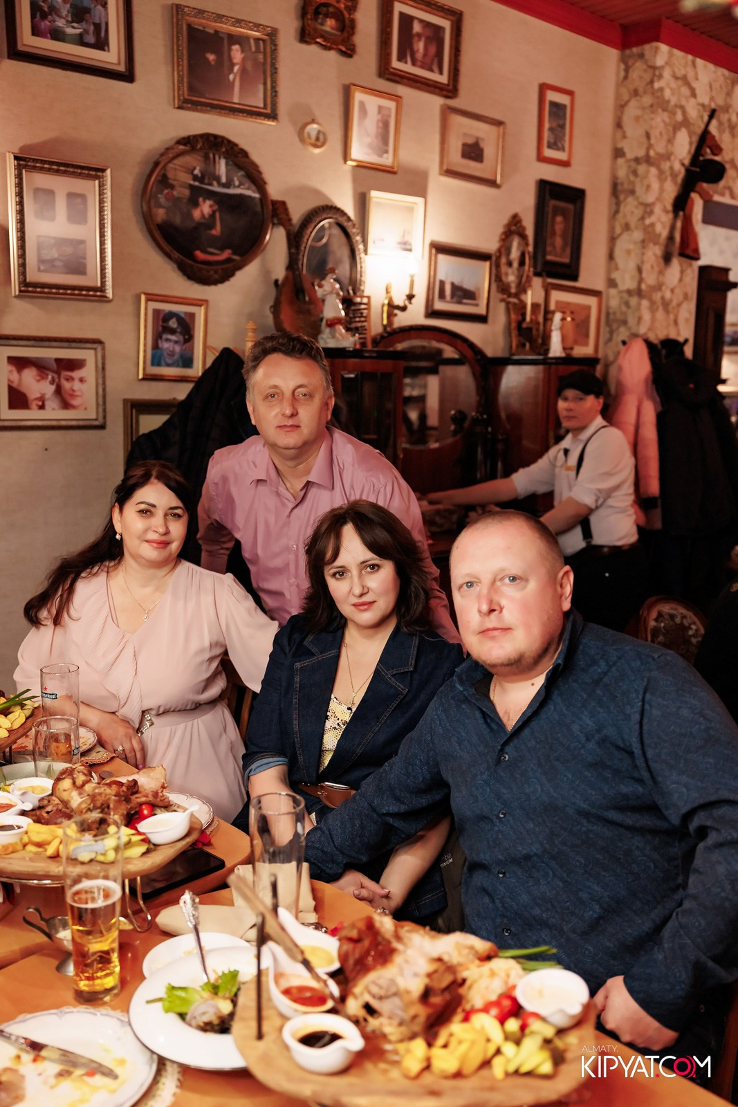 РЕСТОРАН МАРЬИНА РОЩА. КИПЯТКОМ АЛМАТЫ!