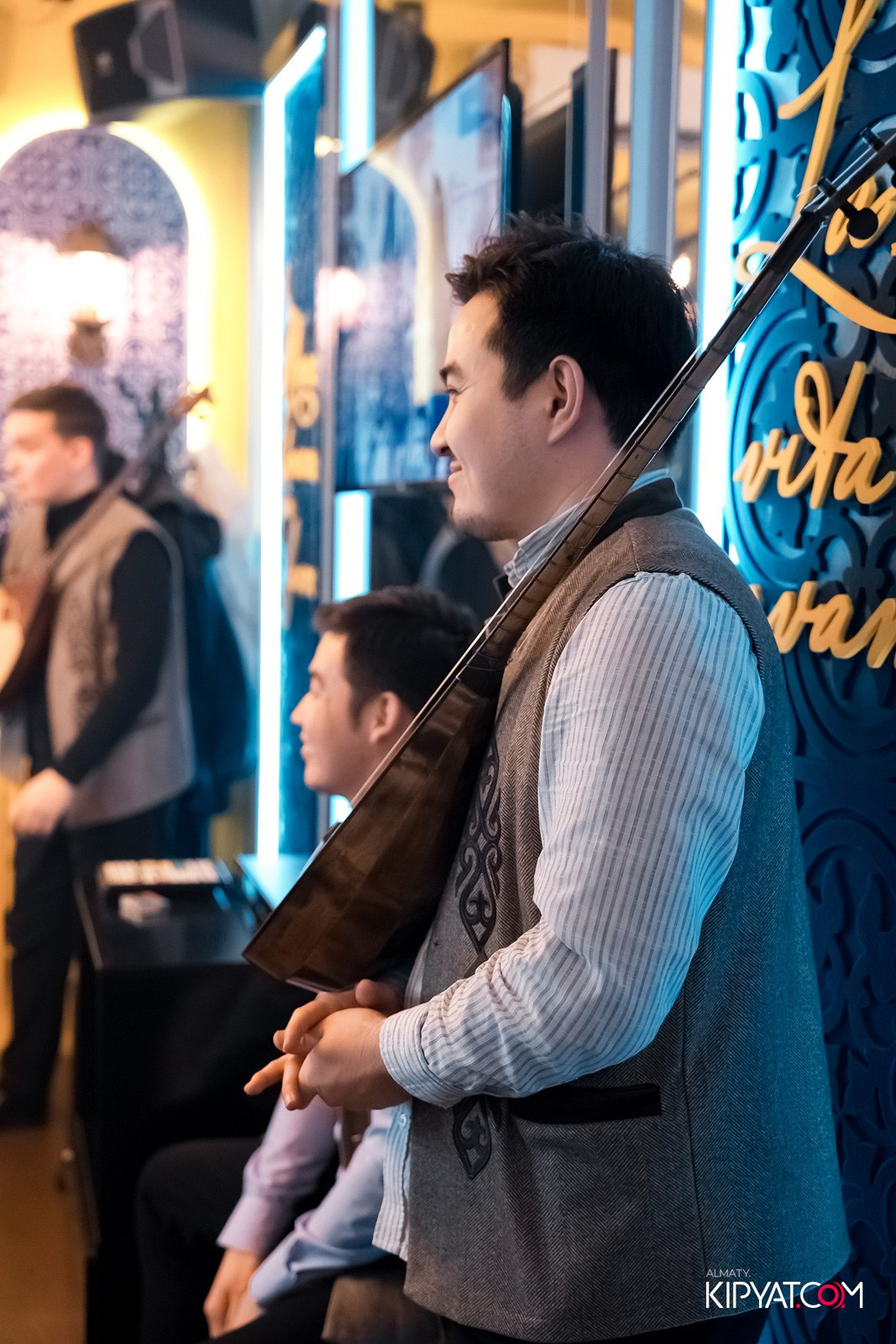 УХО И МЕДВЕДЬ НА ГАГАРИНА. КИПЯТКОМ АЛМАТЫ!