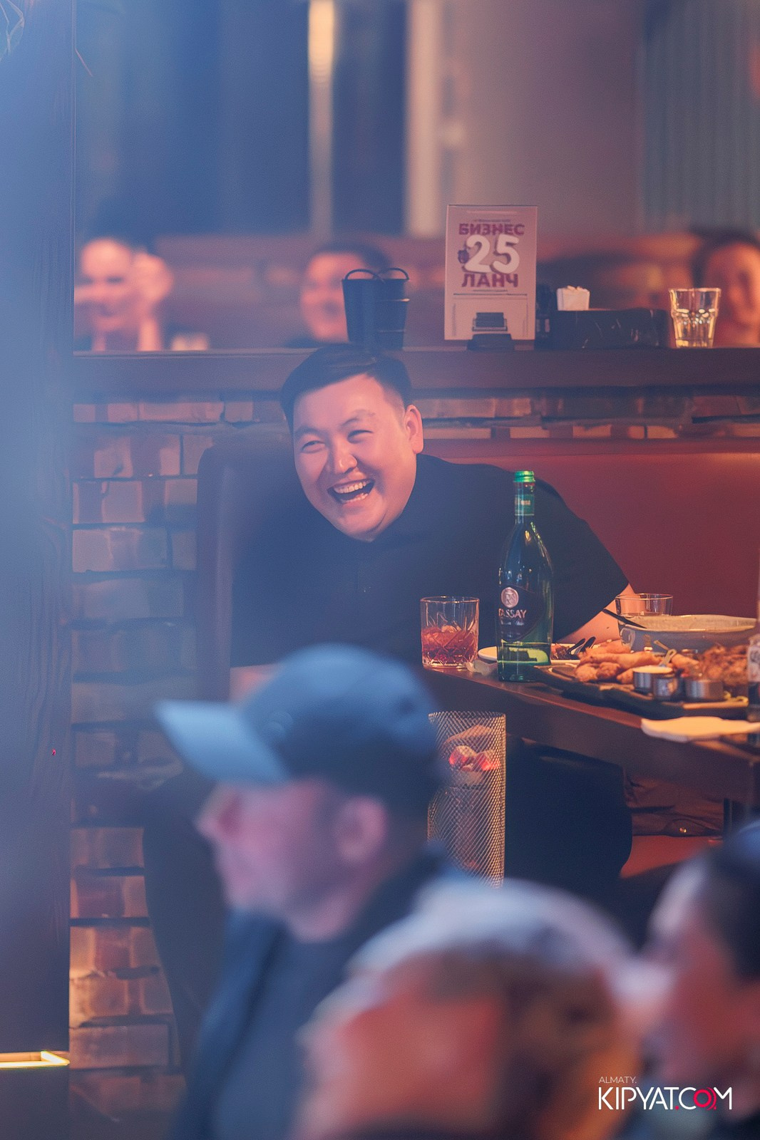 STAND UP КОНЦЕРТ АЛЕКСАНДРА МЕРКУЛЬ. КИПЯТКОМ АЛМАТЫ! Фотосъемка мероприятий в Алматы