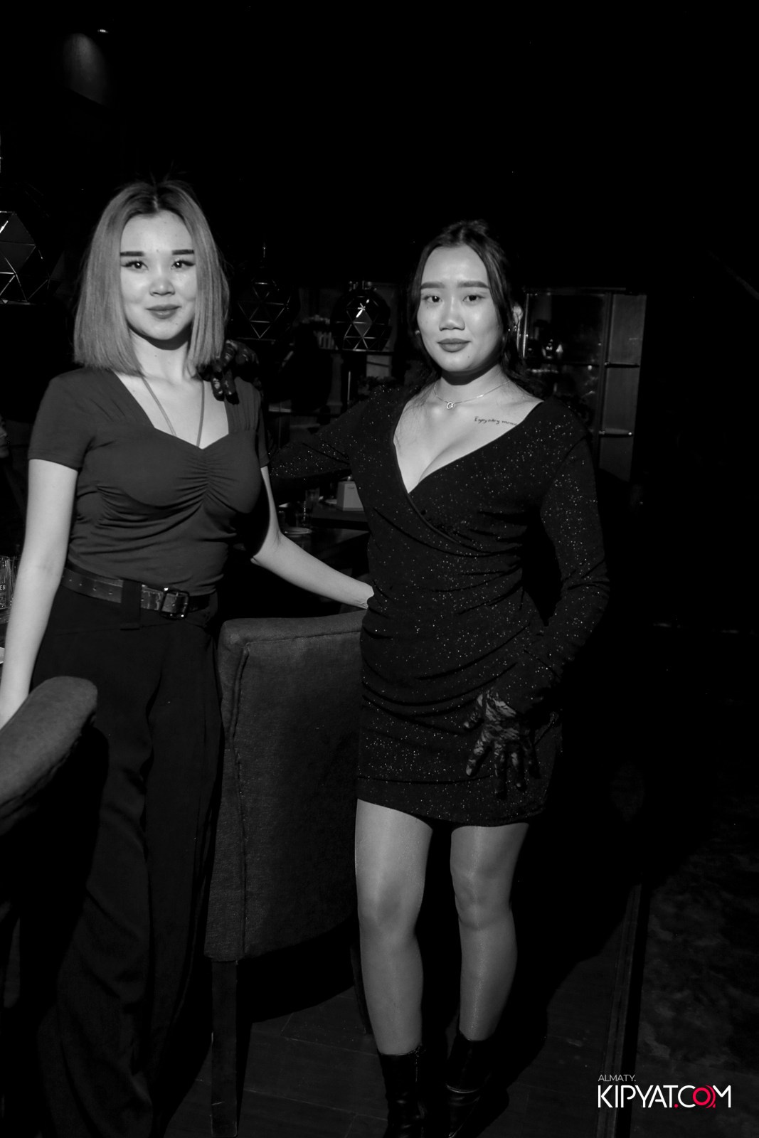 ARAGOSTA ДИСКО-БАР. КИПЯТКОМ АЛМАТЫ!