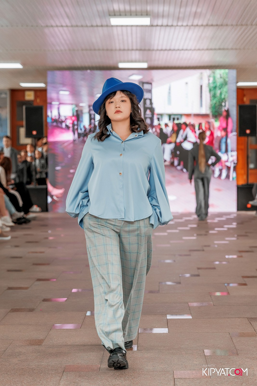 JUNIOR FASHION SHOW. КИПЯТКОМ АЛМАТЫ!