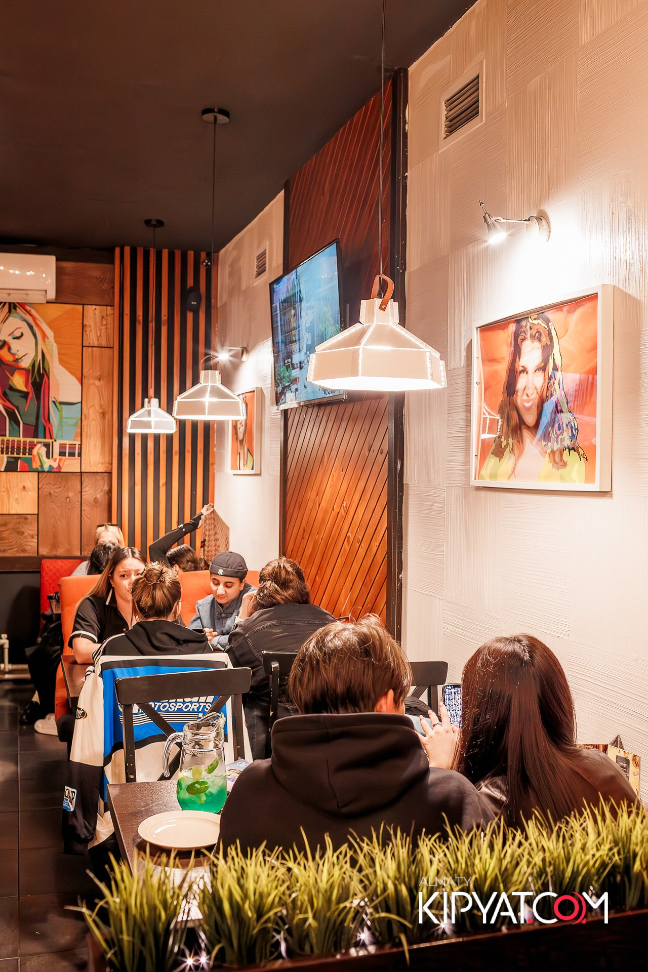 ШАШЛЫКОФФ. КИПЯТКОМ АЛМАТЫ!