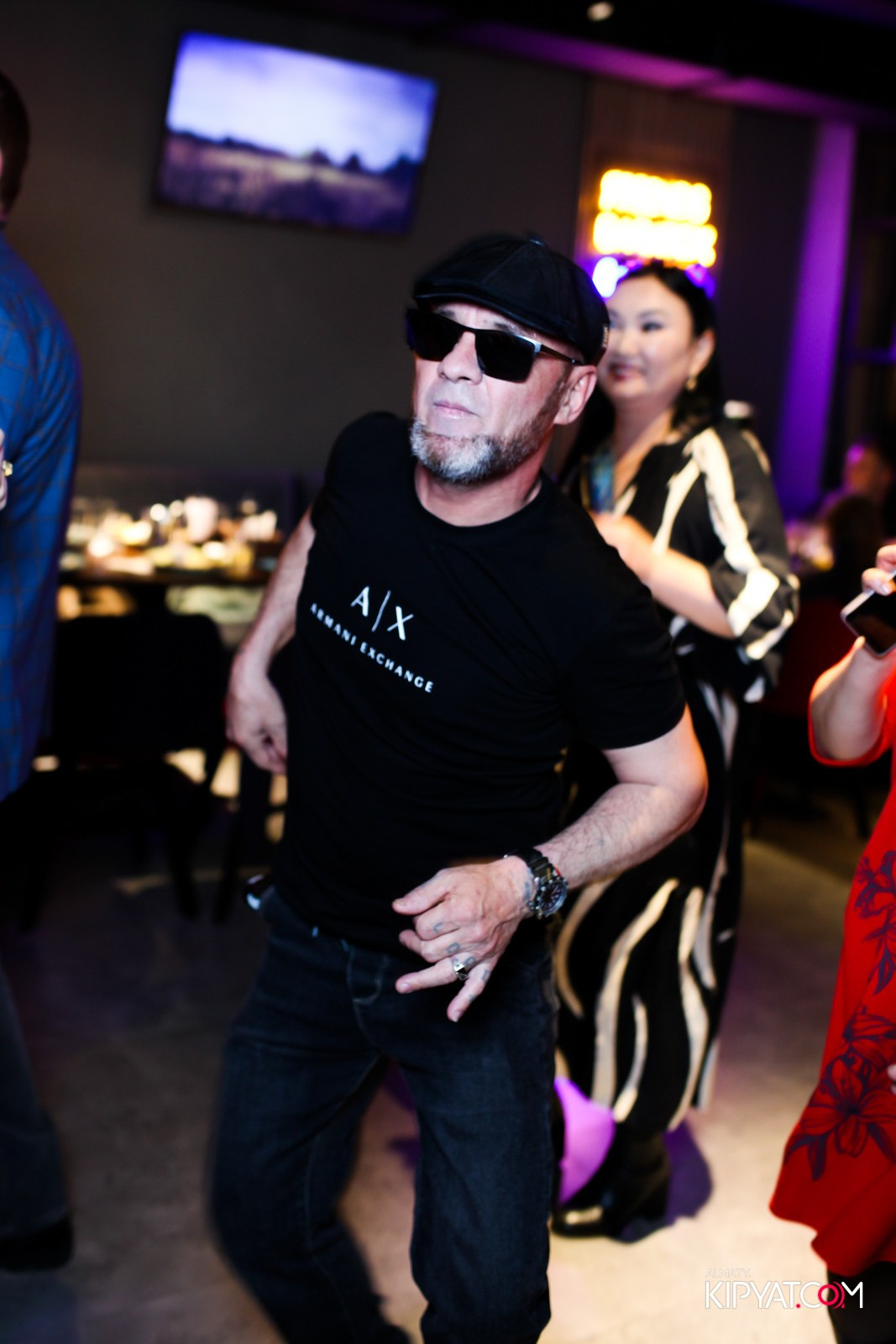 ГРИЛЬ-БАР ШАШЛЫКОFF. КИПЯТКОМ АЛМАТЫ!