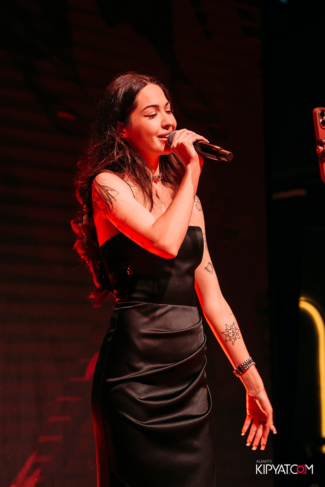 QUEEN. КИПЯТКОМ АЛМАТЫ!