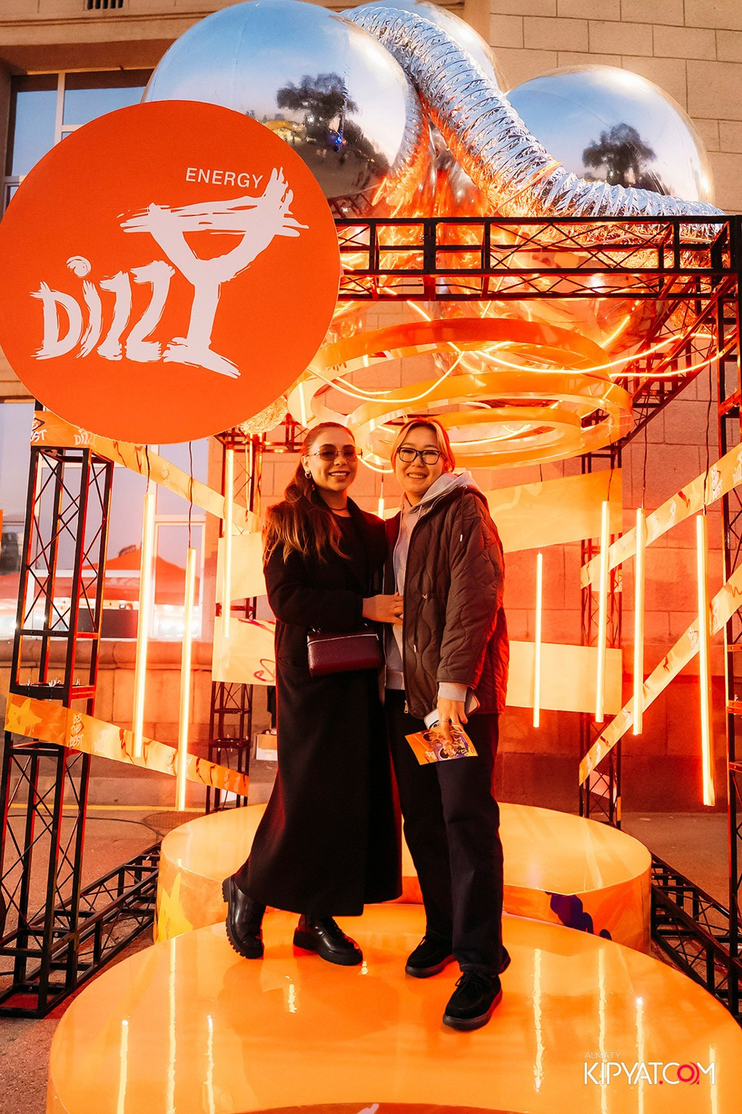 КОНЦЕРТ МИРАСА ЖУГУНУСОВА НА ЦЕНТРАЛЬНОМ СТАДИОНЕ. КИПЯТКОМ АЛМАТЫ!