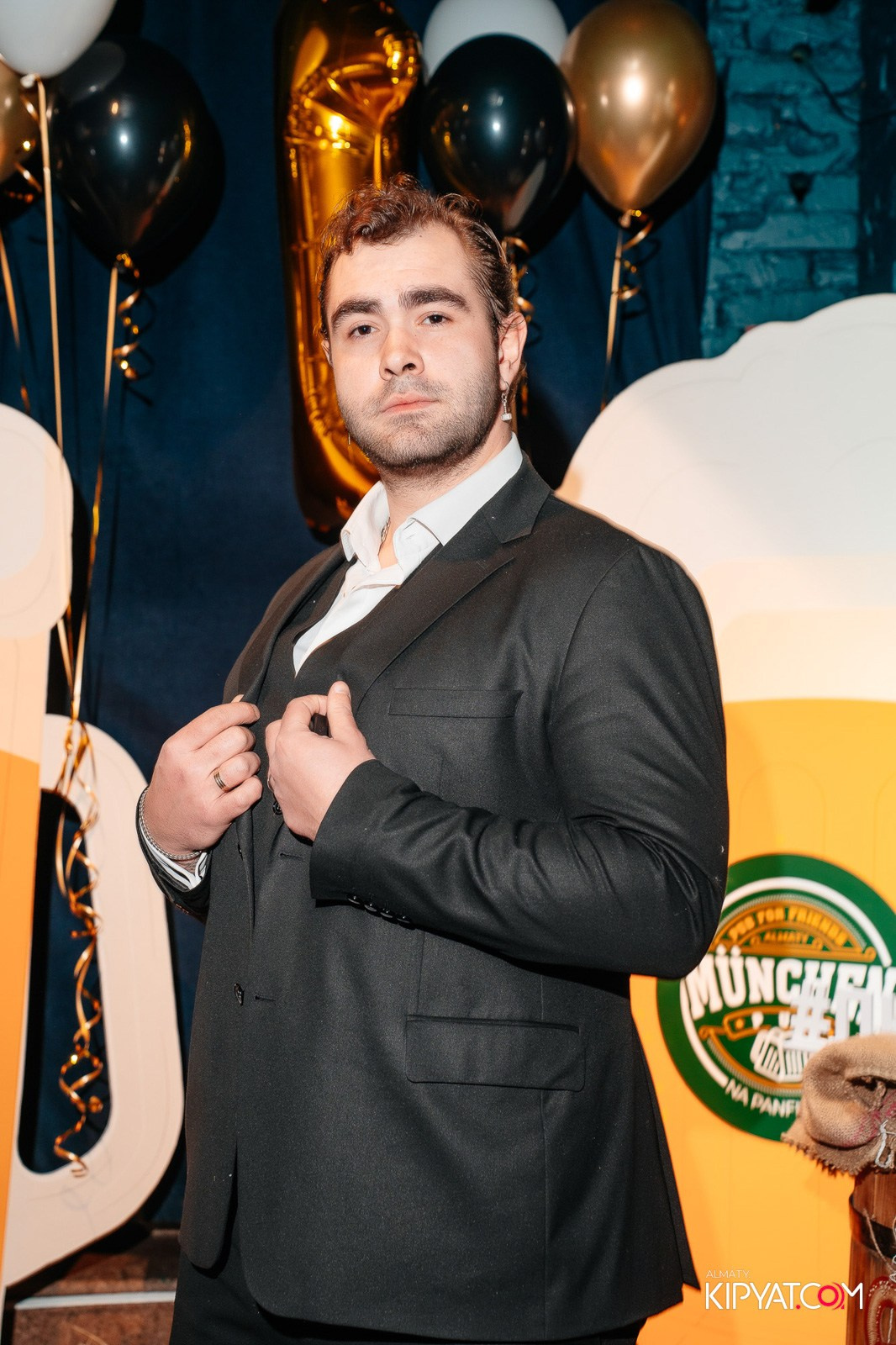 ДЕНЬ РОЖДЕНИЯ — MUNCHEN PUB NA PANFILOVA. КИПЯТКОМ АЛМАТЫ!