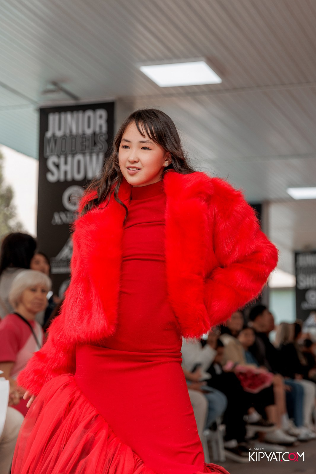 JUNIOR FASHION SHOW. КИПЯТКОМ АЛМАТЫ!